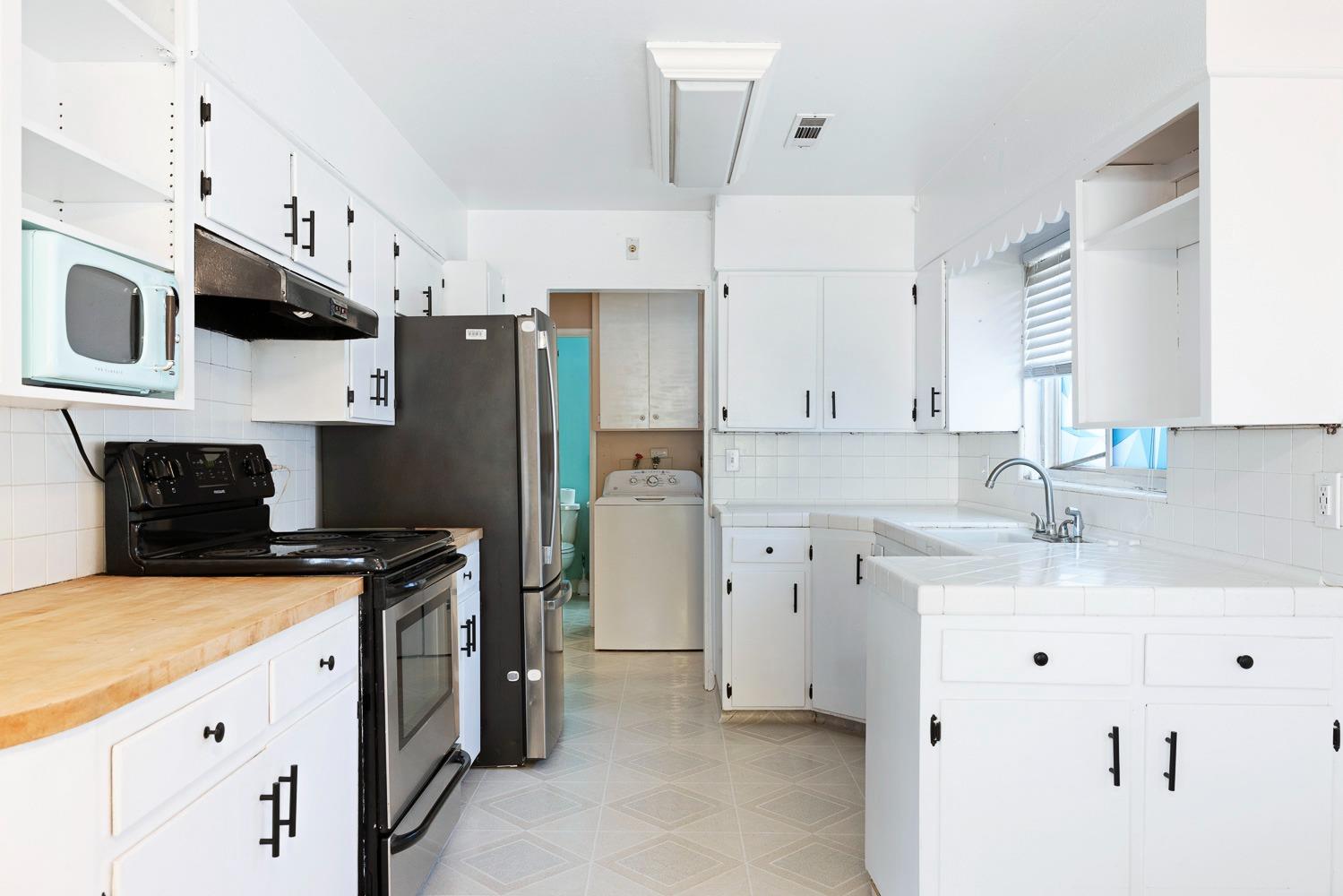 275 Yale Ave, Coalinga, CA 93210