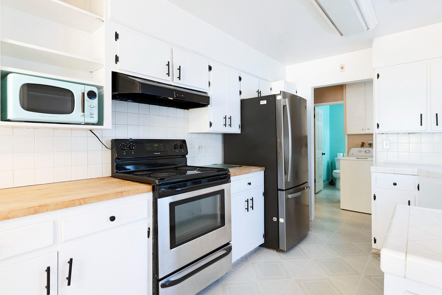 275 Yale Ave, Coalinga, CA 93210