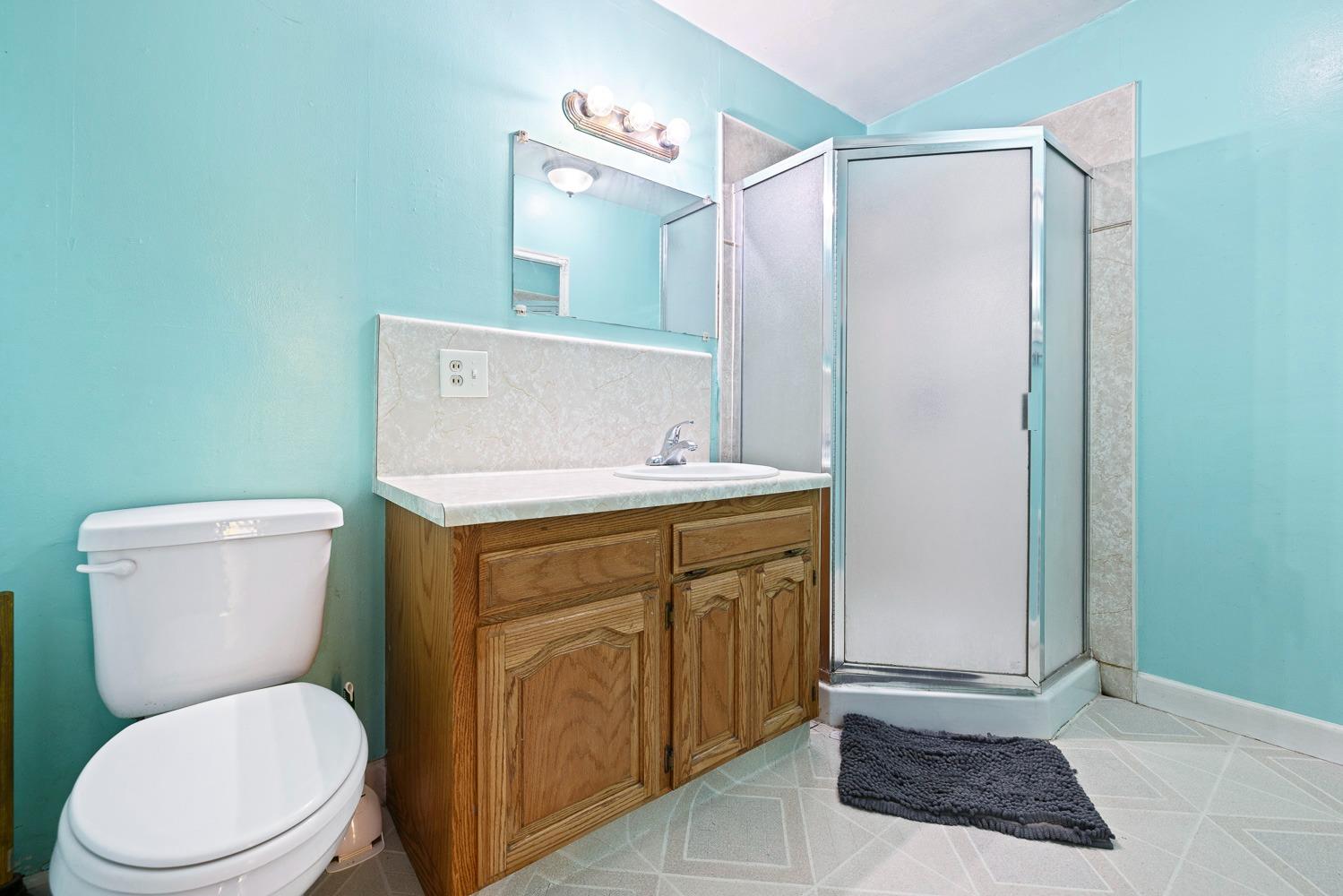 275 Yale Ave, Coalinga, CA 93210