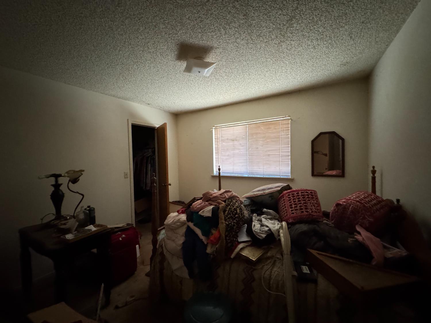 37307 Mistletoe Rd, Yokuts Valley, CA 93675