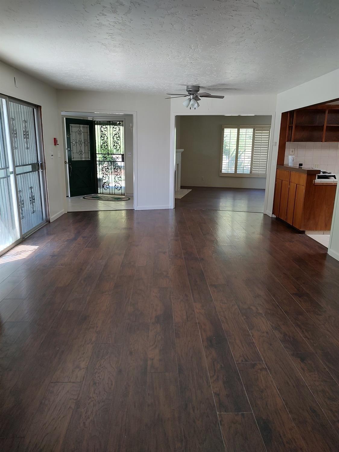 1448 E Gettysburg Ave, Fresno, CA 93704