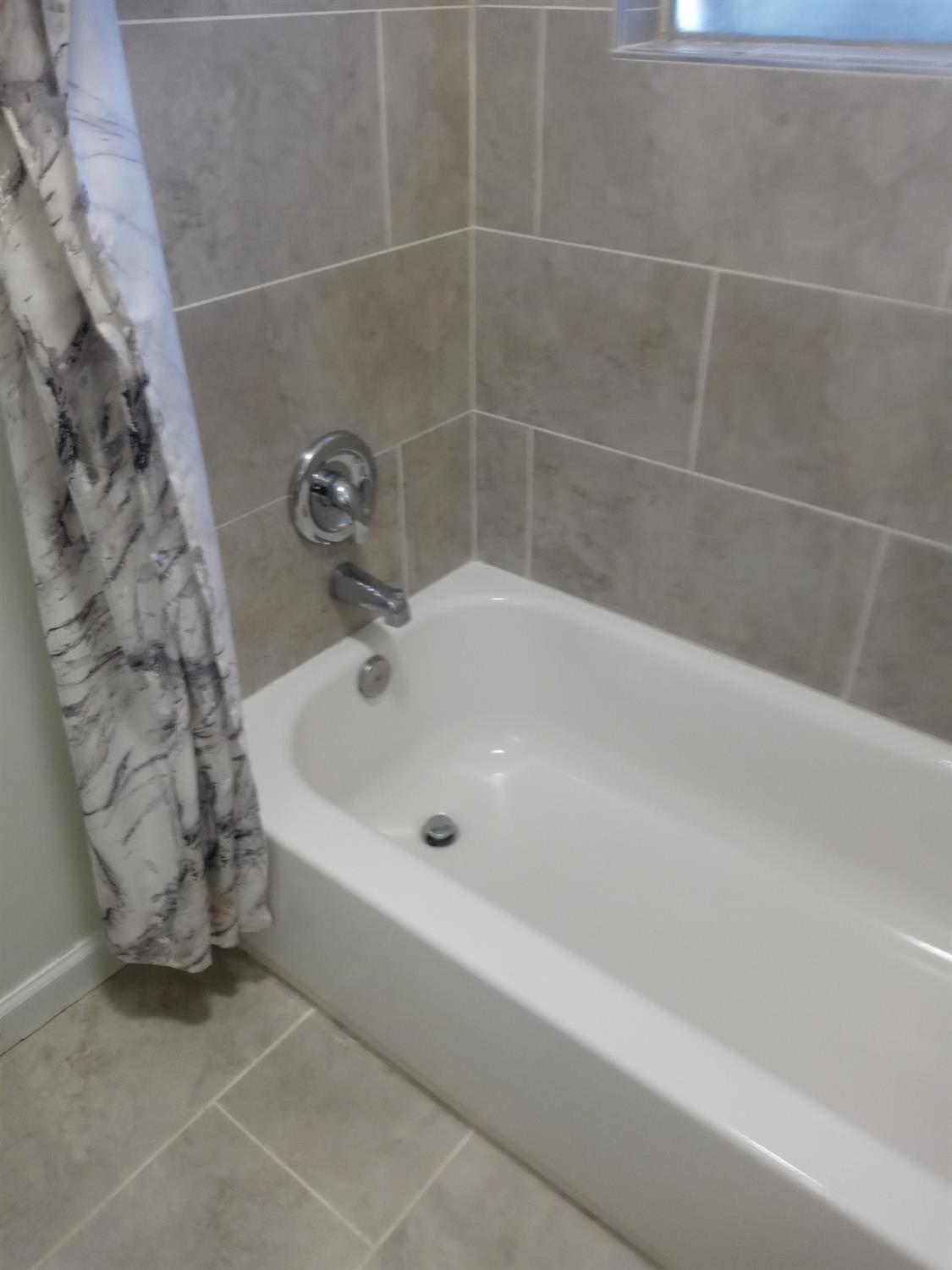 1448 E Gettysburg Ave, Fresno, CA 93704