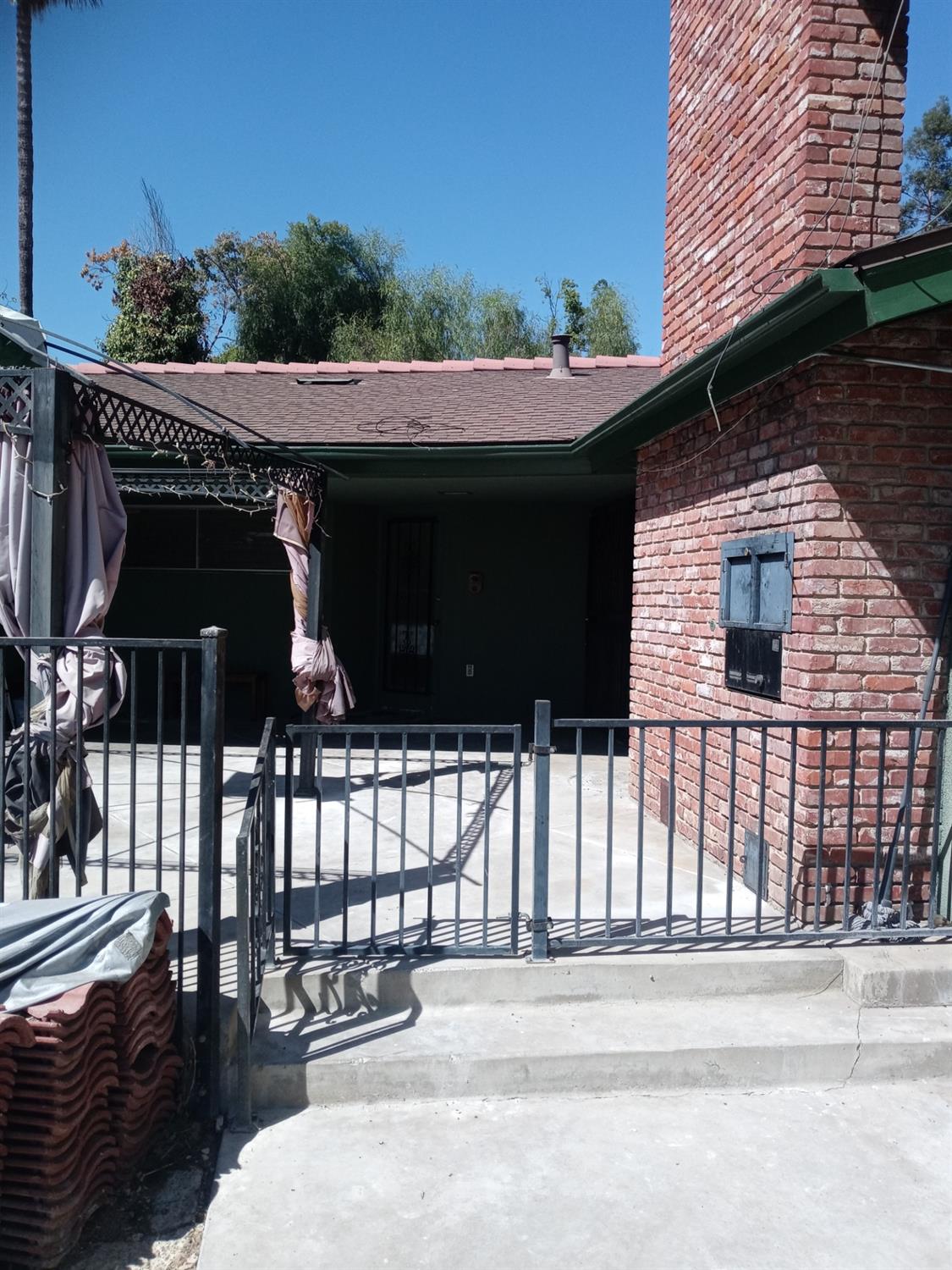 1448 E Gettysburg Ave, Fresno, CA 93704