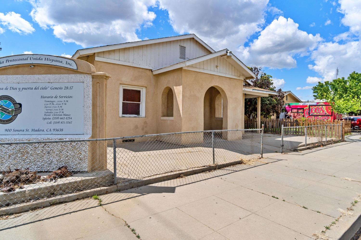 900 Sonora St, Madera, CA 93638