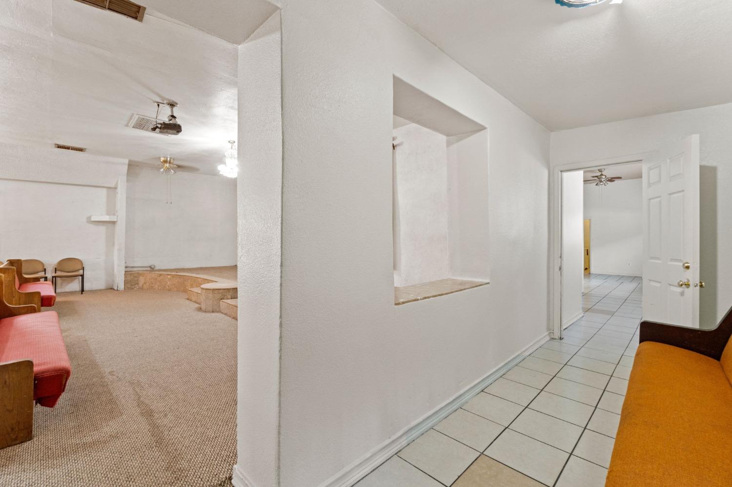 900 Sonora St, Madera, CA 93638