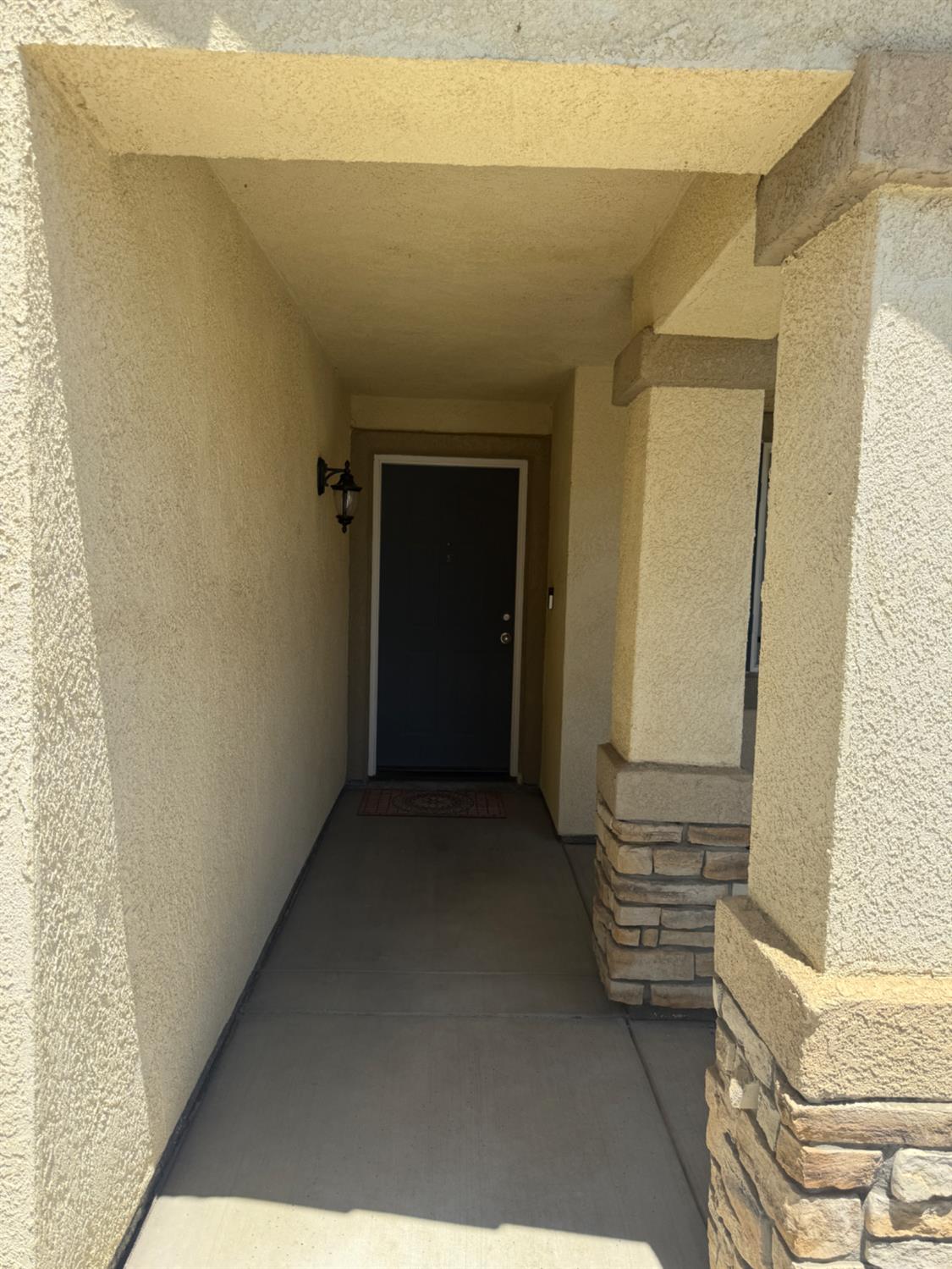 2020 W Bristol, Hanford, CA 93230