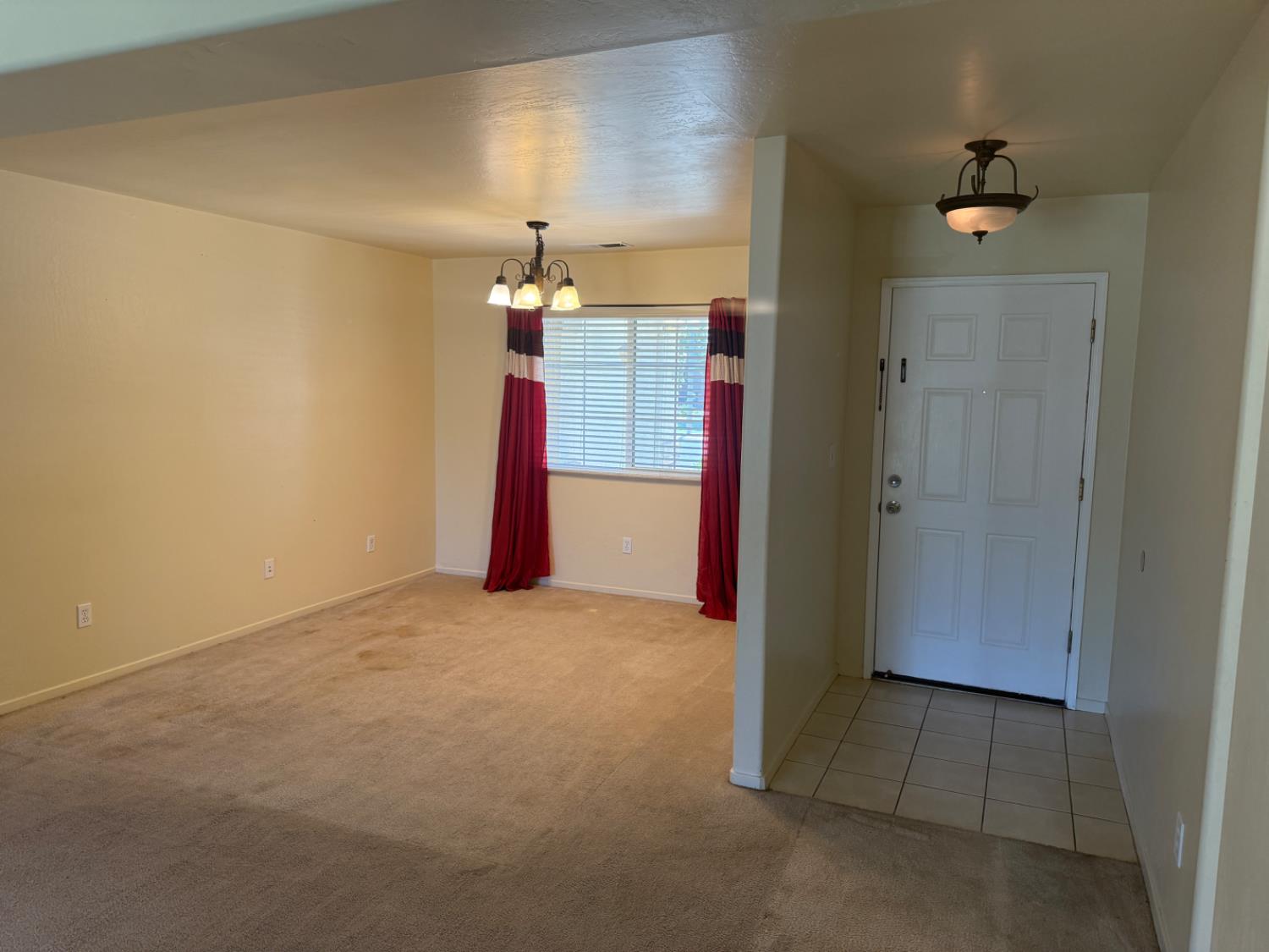 2020 W Bristol, Hanford, CA 93230