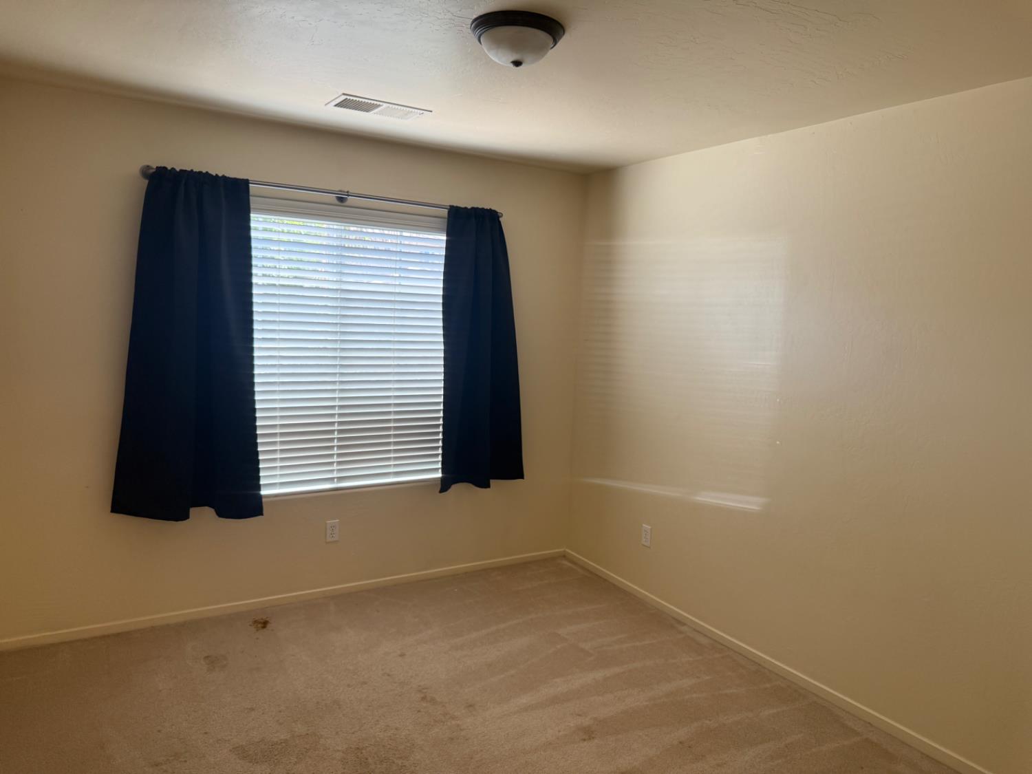 2020 W Bristol, Hanford, CA 93230