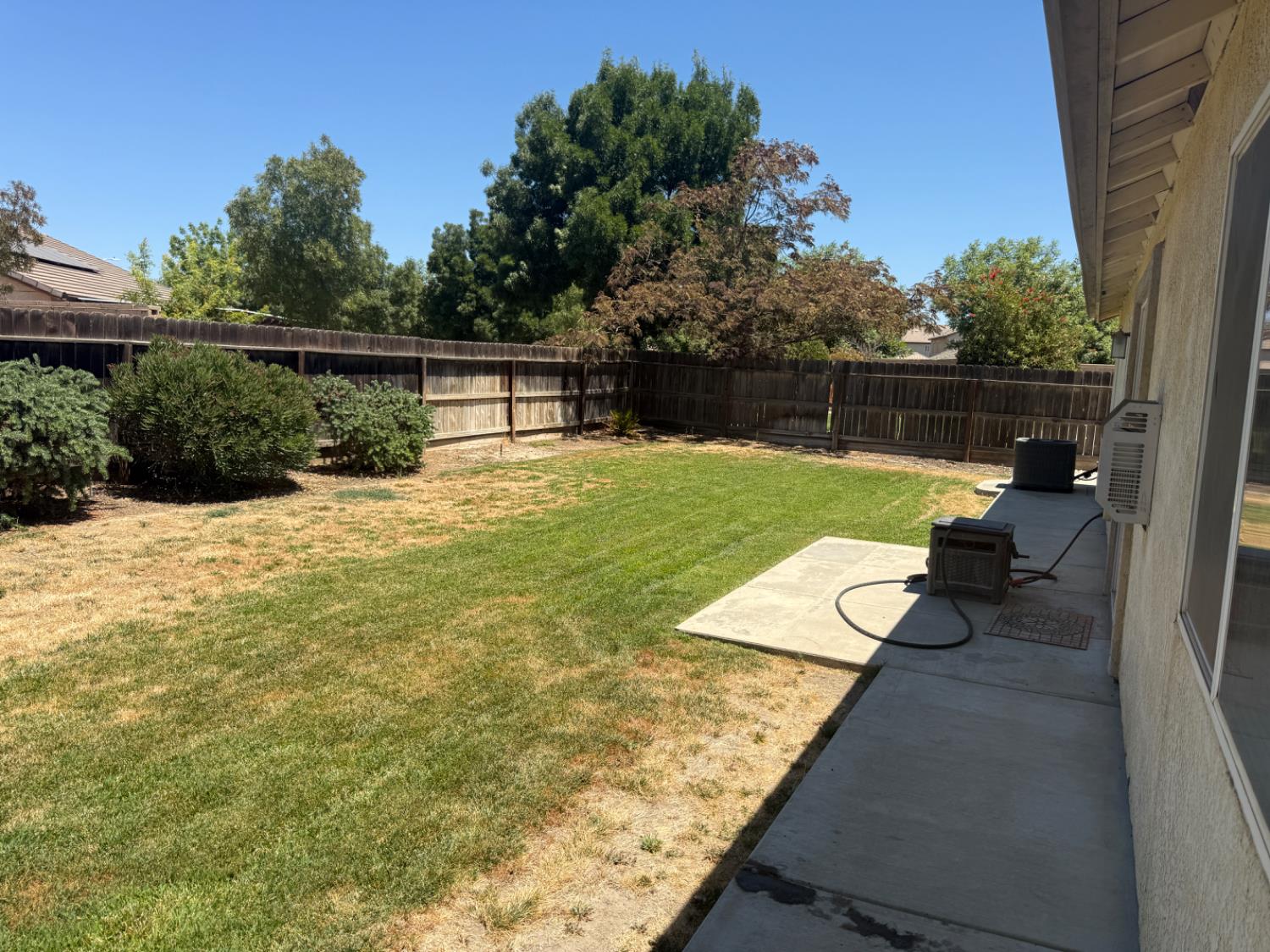 2020 W Bristol, Hanford, CA 93230
