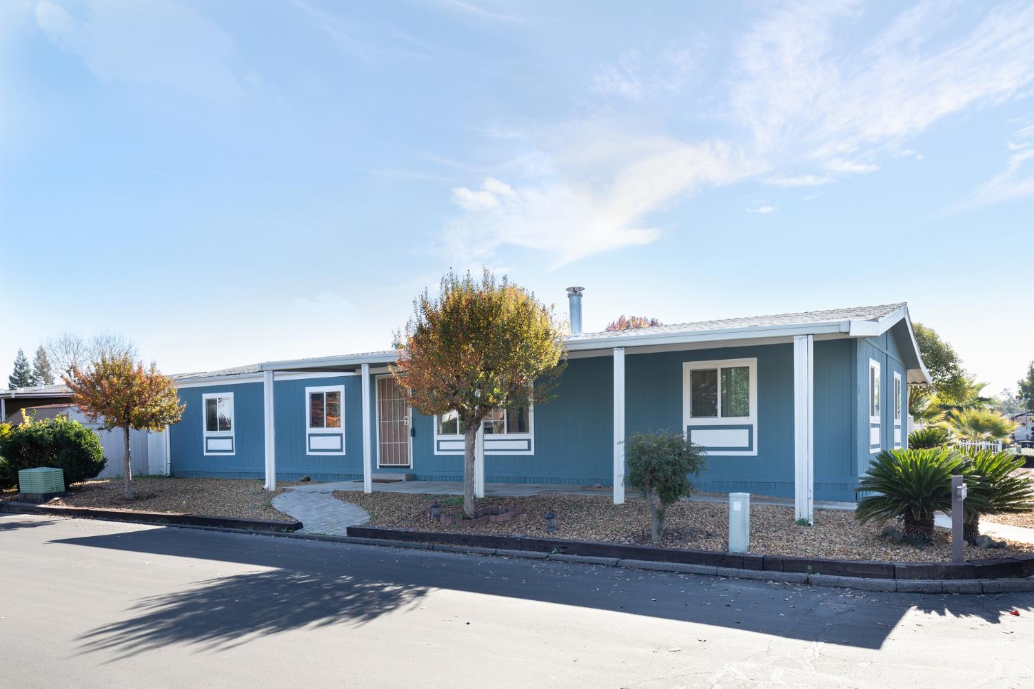 8701 N Highway 41 #37, Fresno, CA 93720