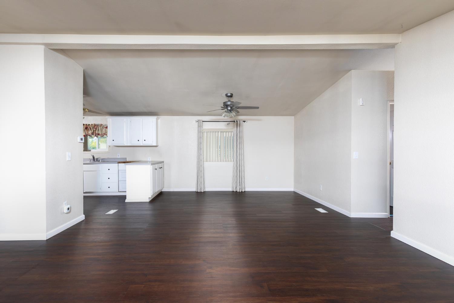 8701 N Highway 41 #37, Fresno, CA 93720