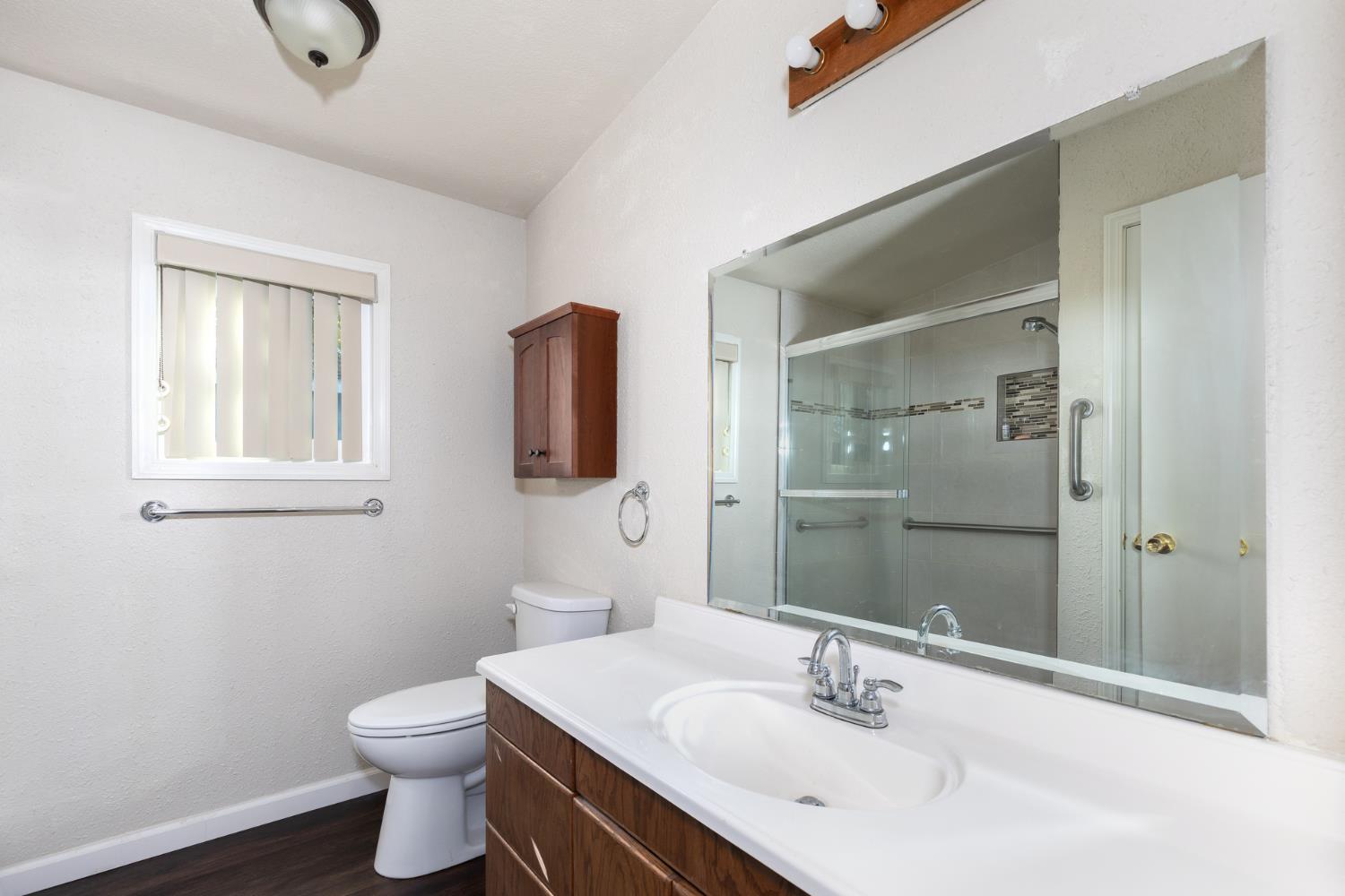 8701 N Highway 41 #37, Fresno, CA 93720