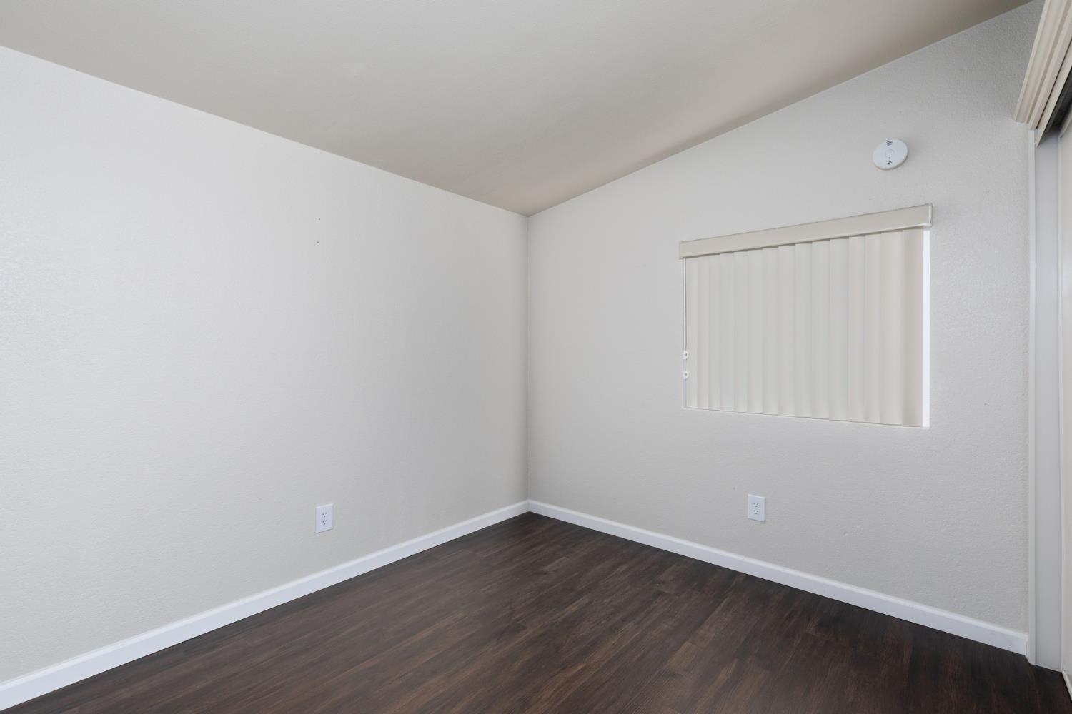 8701 N Highway 41 #37, Fresno, CA 93720