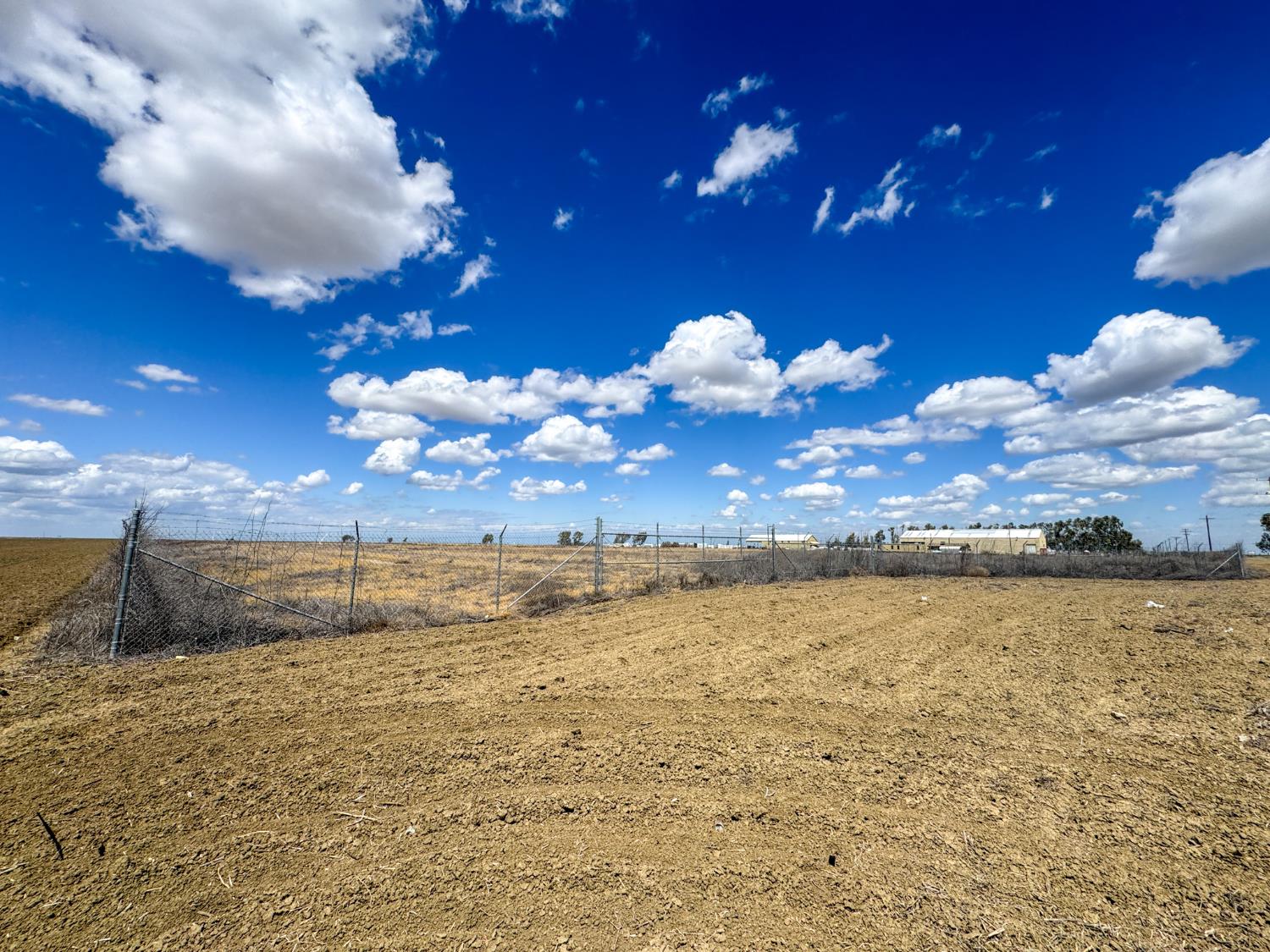 22222 Mt. Whitney Ave., Five Points, CA 93624