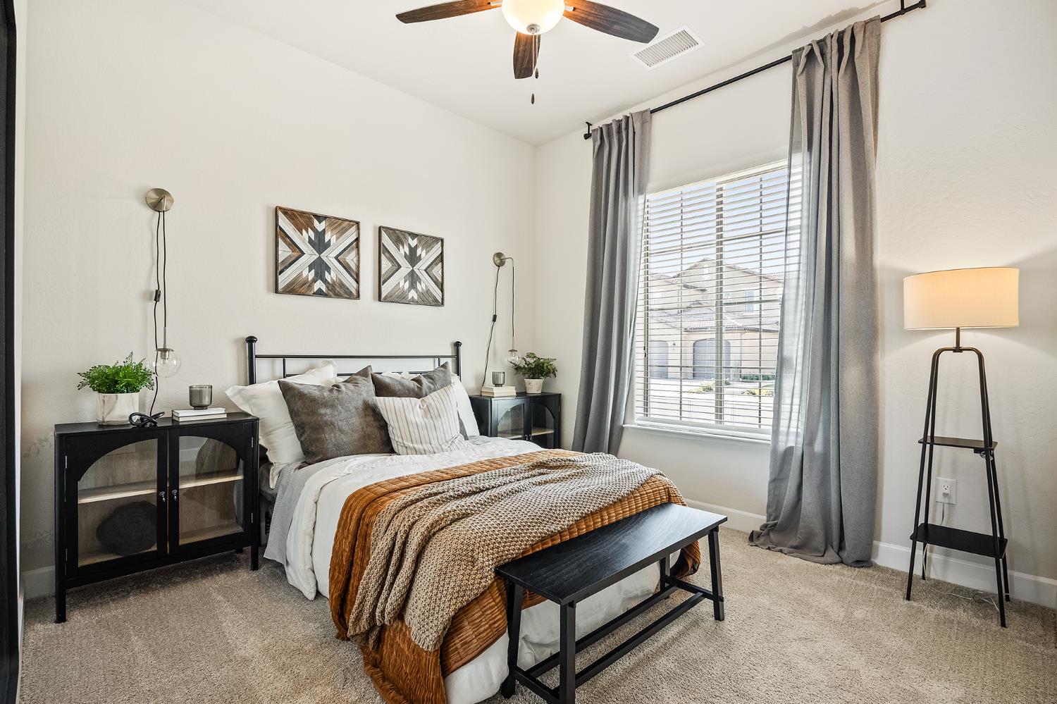 7257 W Ashcroft Ave, Fresno, CA 93723