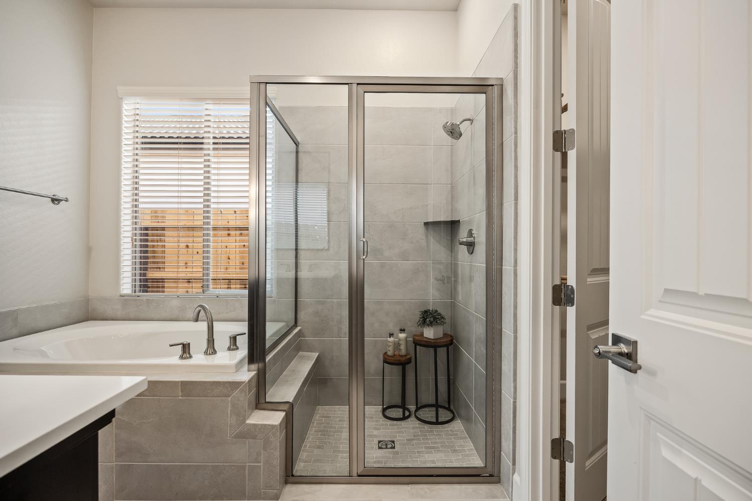 7257 W Ashcroft Ave, Fresno, CA 93723