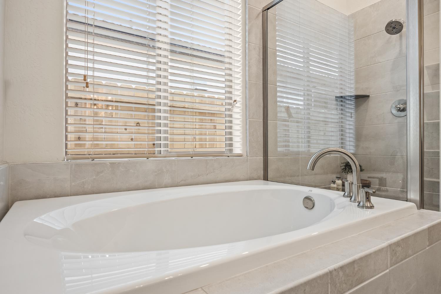 7257 W Ashcroft Ave, Fresno, CA 93723