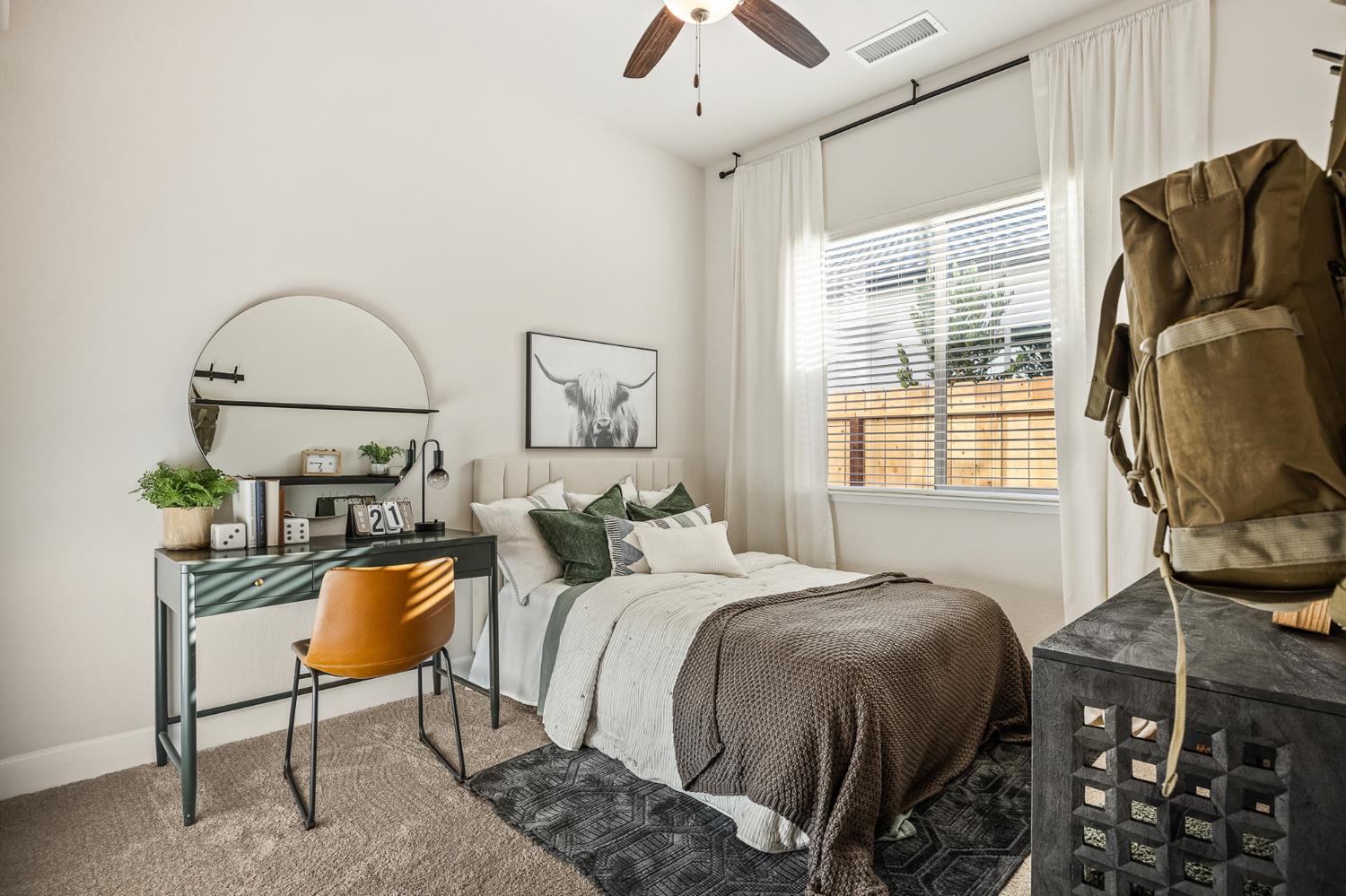 7257 W Ashcroft Ave, Fresno, CA 93723