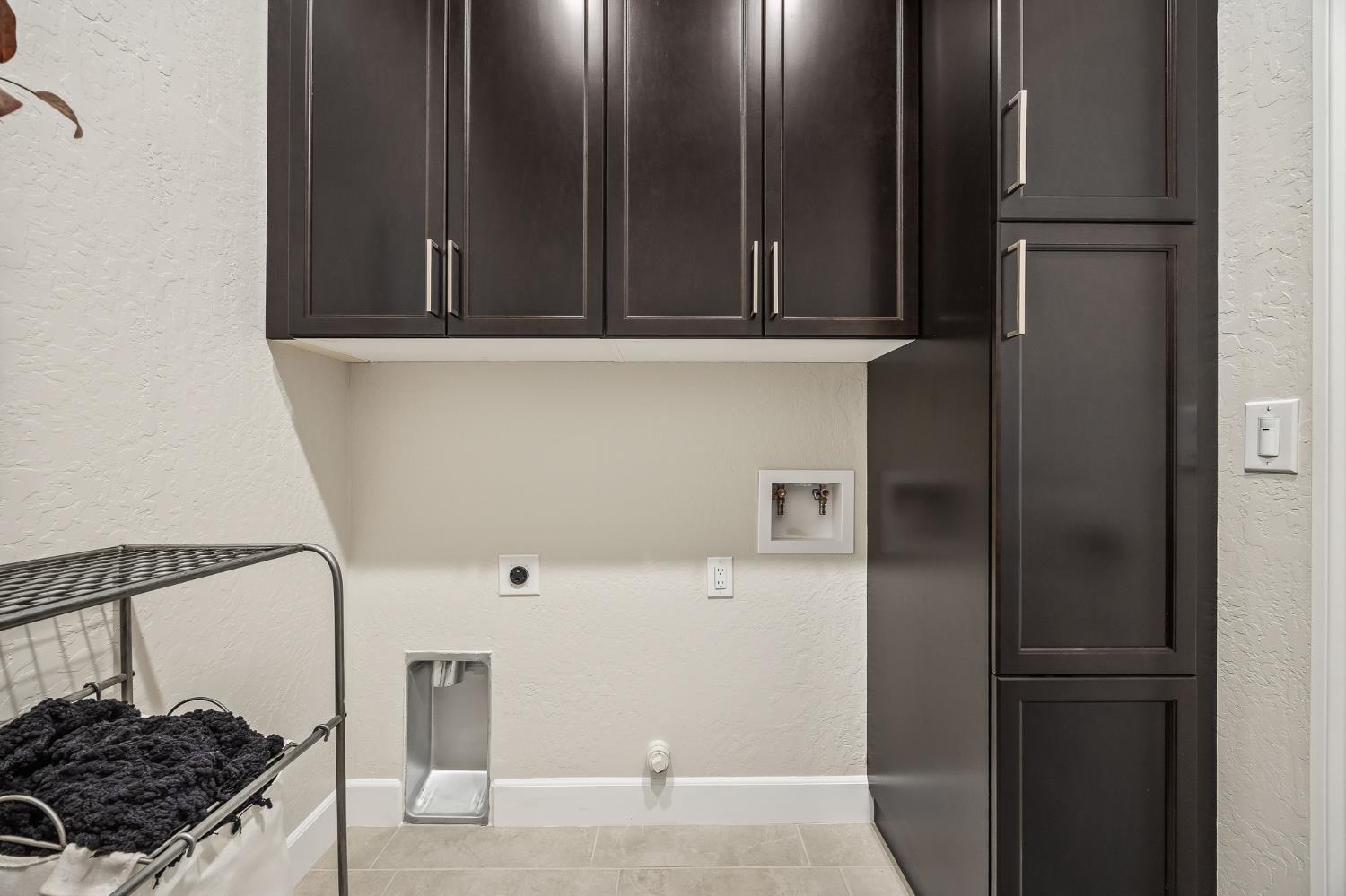 7257 W Ashcroft Ave, Fresno, CA 93723