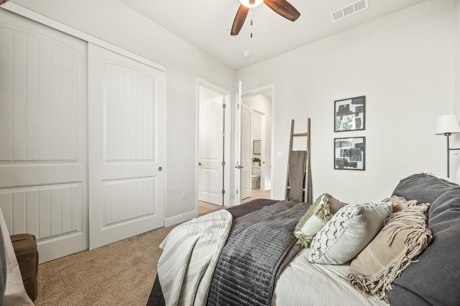 7257 W Ashcroft Ave, Fresno, CA 93723