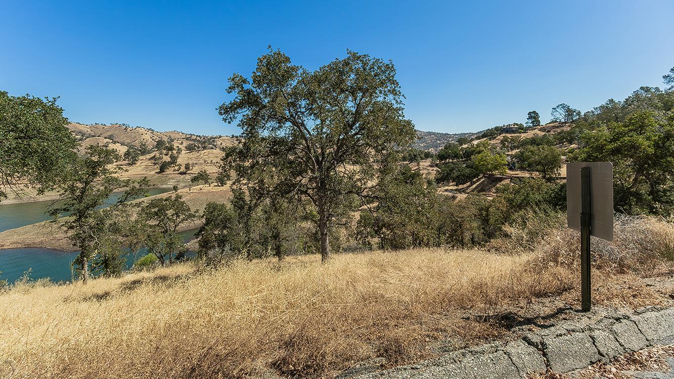 28595 Sky Harbour Rd, Friant, CA 93626