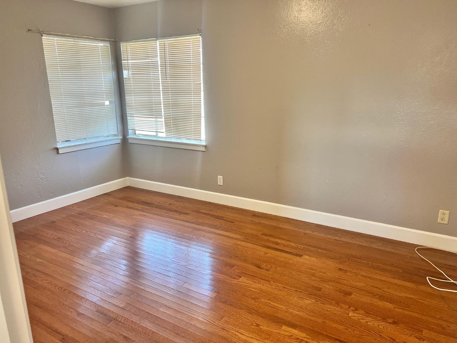 817 W Shields Ave, Fresno, CA 93705