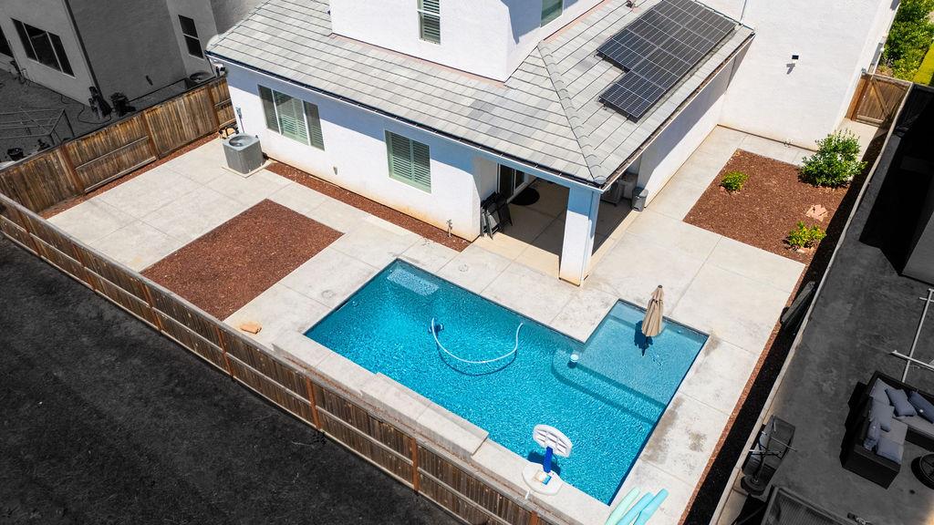 2468 Montana Ave, Clovis, CA 93619