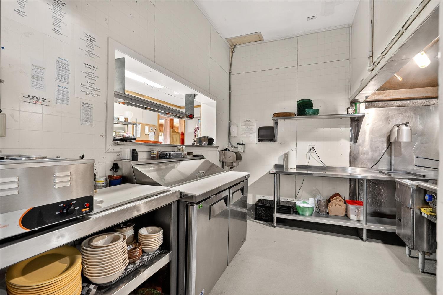 42155 Highway 41, Oakhurst, CA 93644