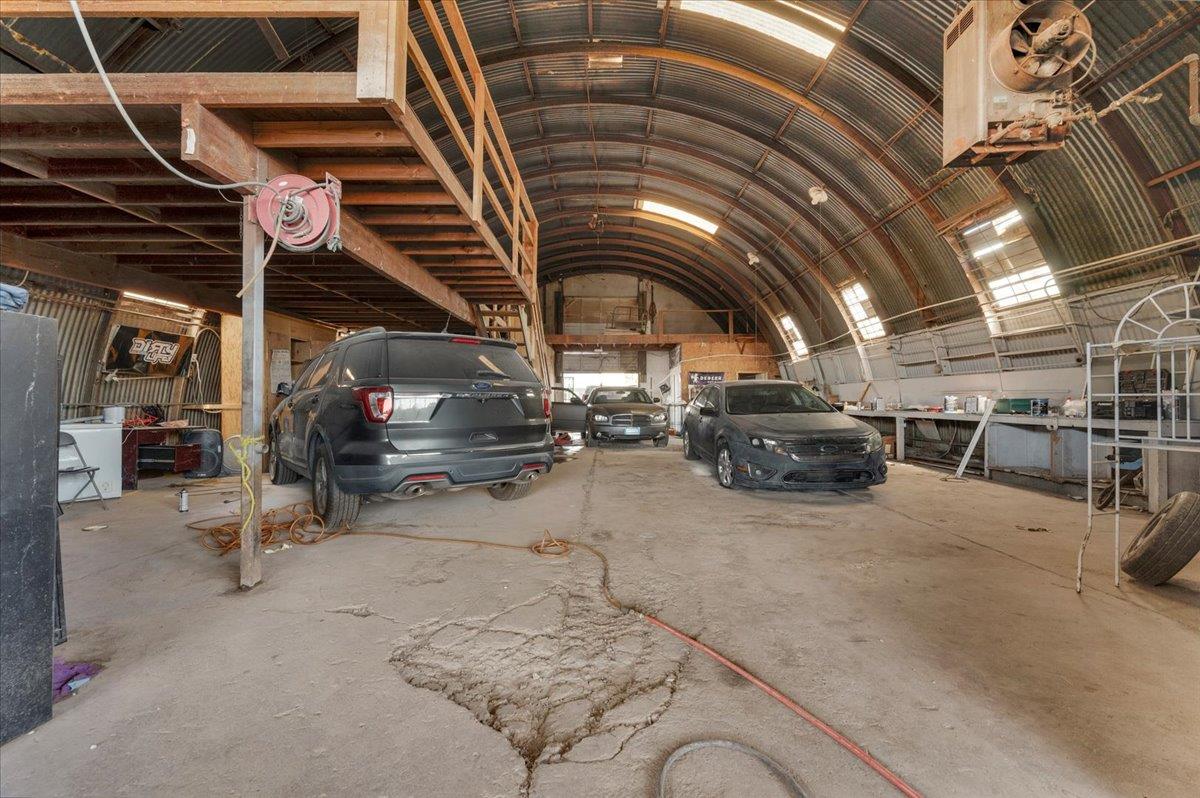 1533 S K St, Tulare, CA 93274