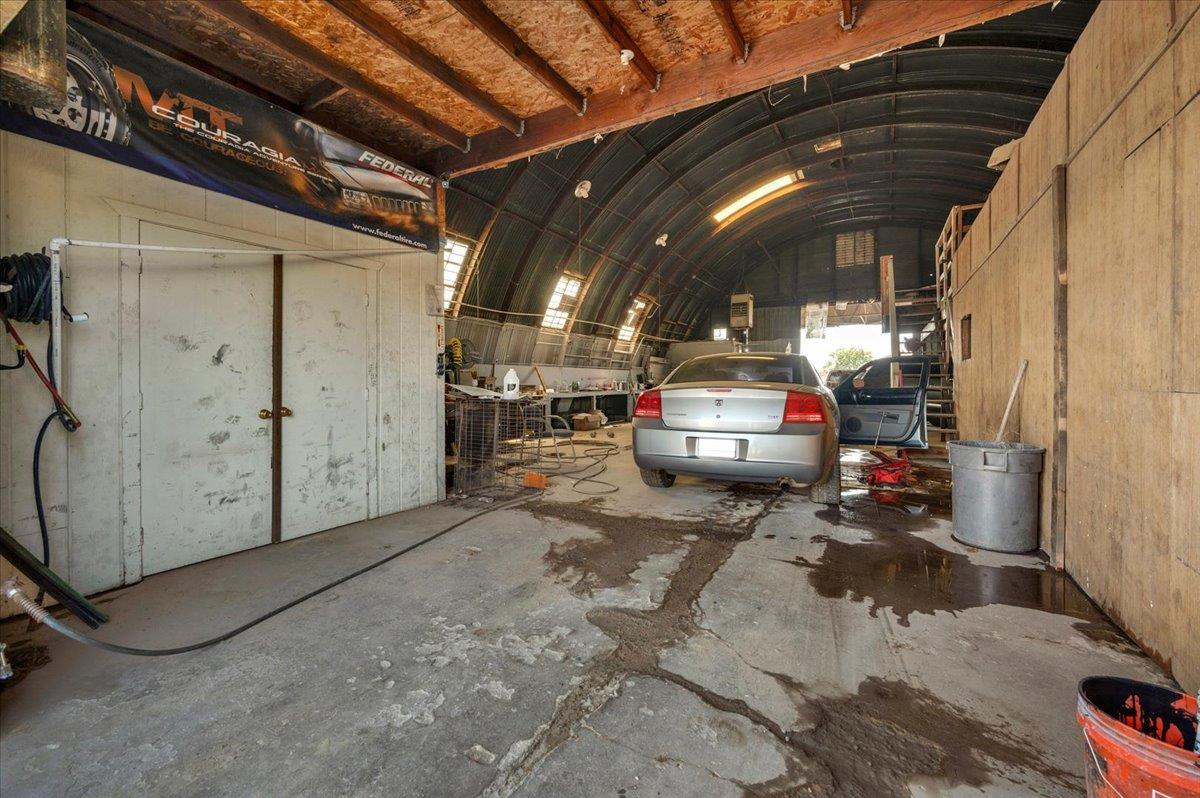 1533 S K St, Tulare, CA 93274