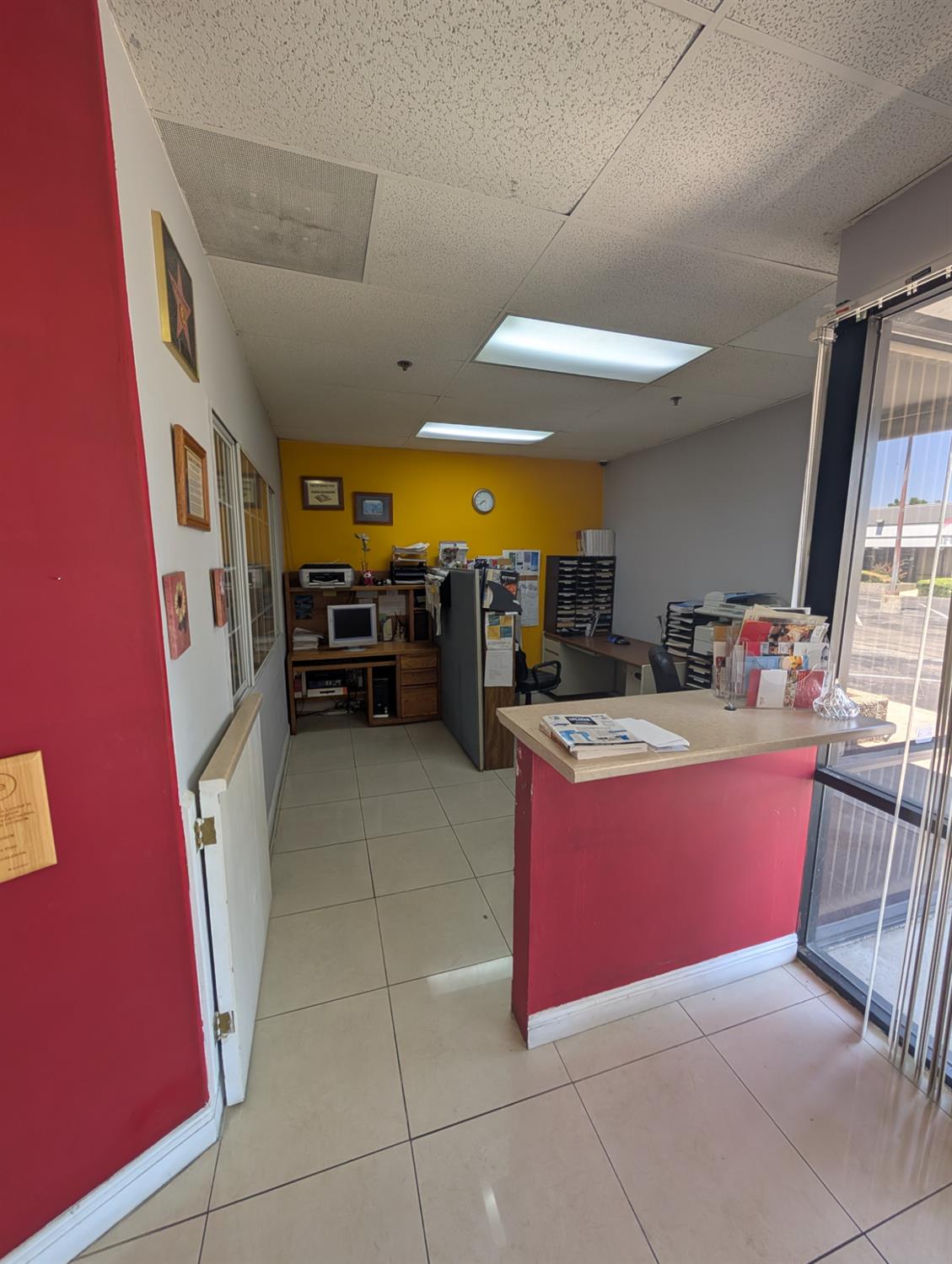 4672 W Jennifer Ave, Fresno, CA 93722