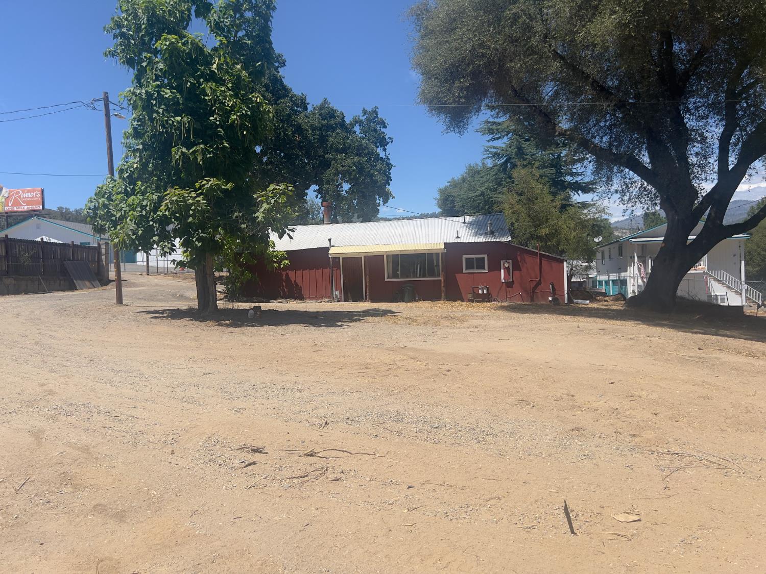 41045 Highway 41, Oakhurst, CA 93644