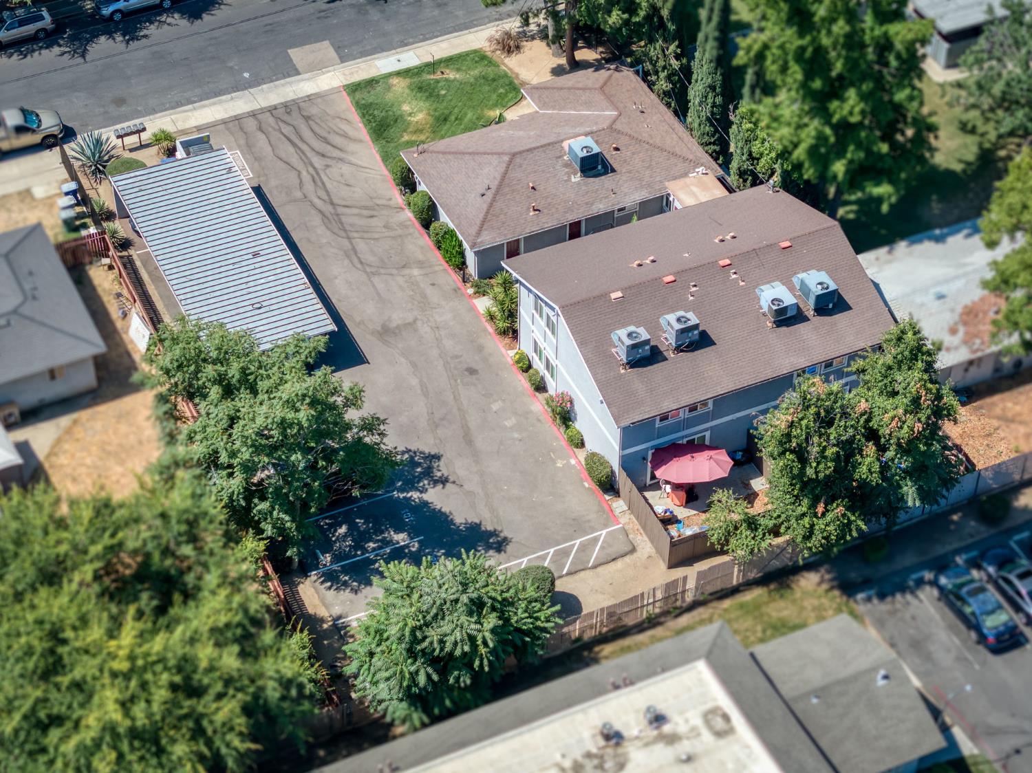 69 W Beverly Dr #101, Clovis, CA 93612