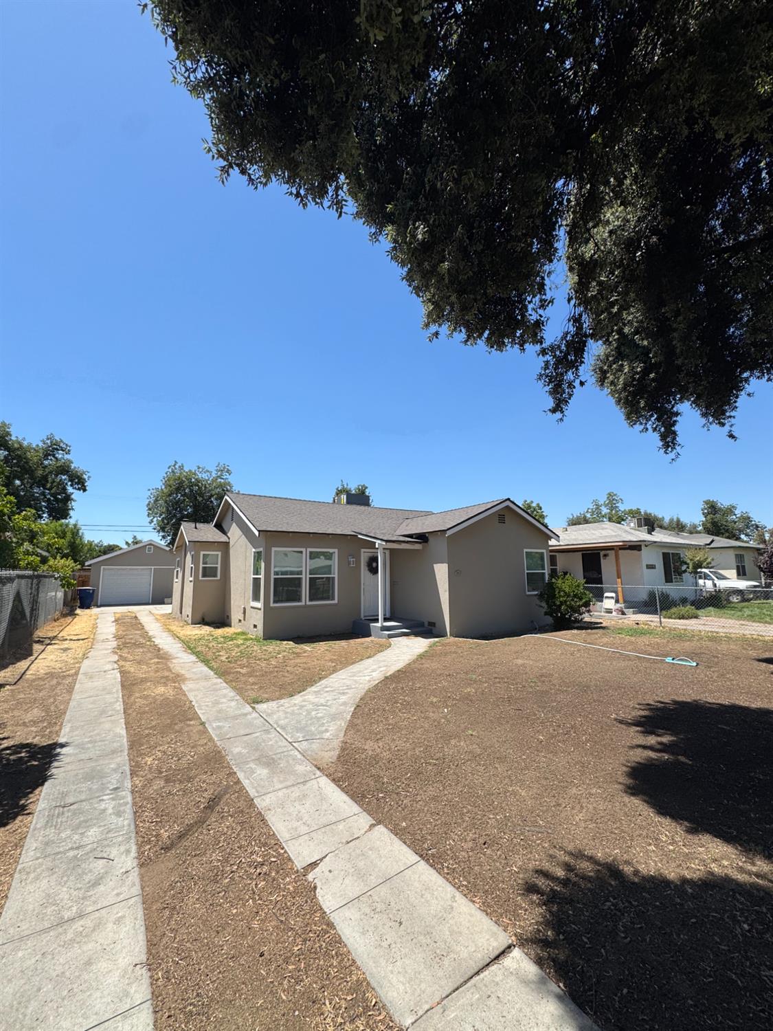 2338 S Lotus, Fresno, CA 93706