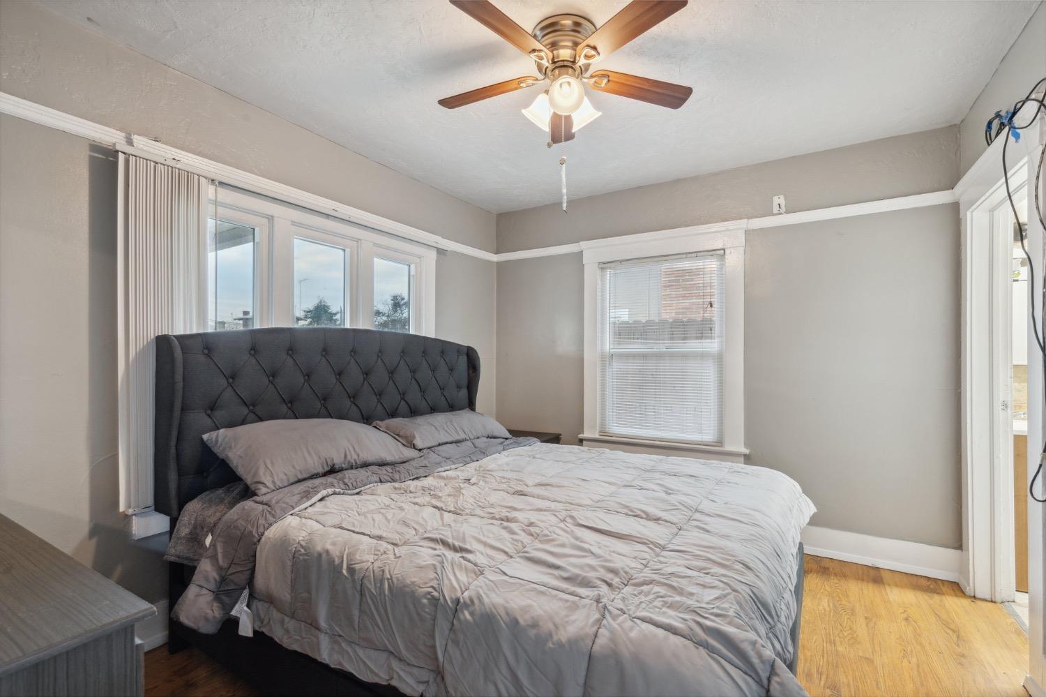 728 N Farris Ave, Fresno, CA 93728