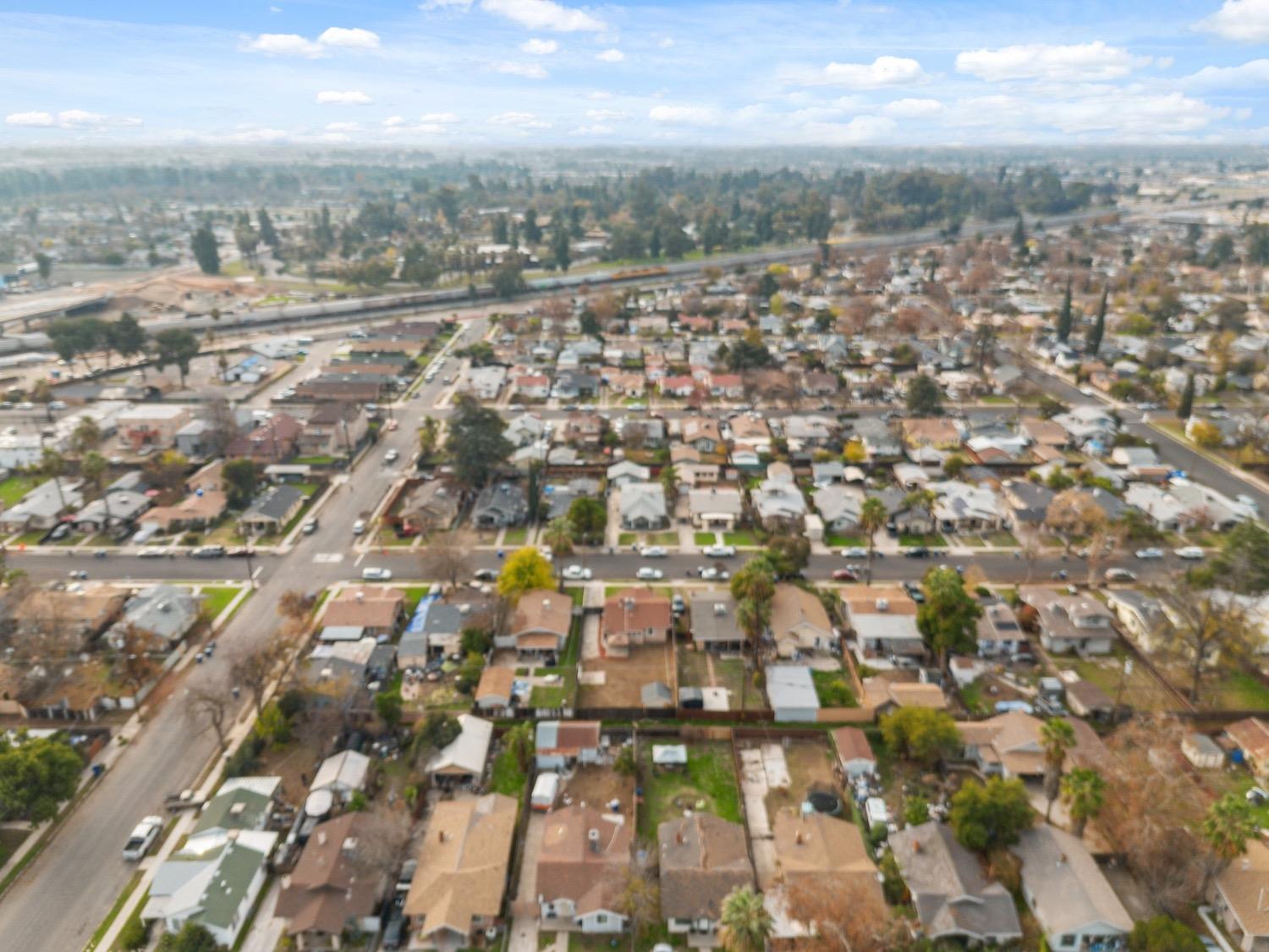 728 N Farris Ave, Fresno, CA 93728