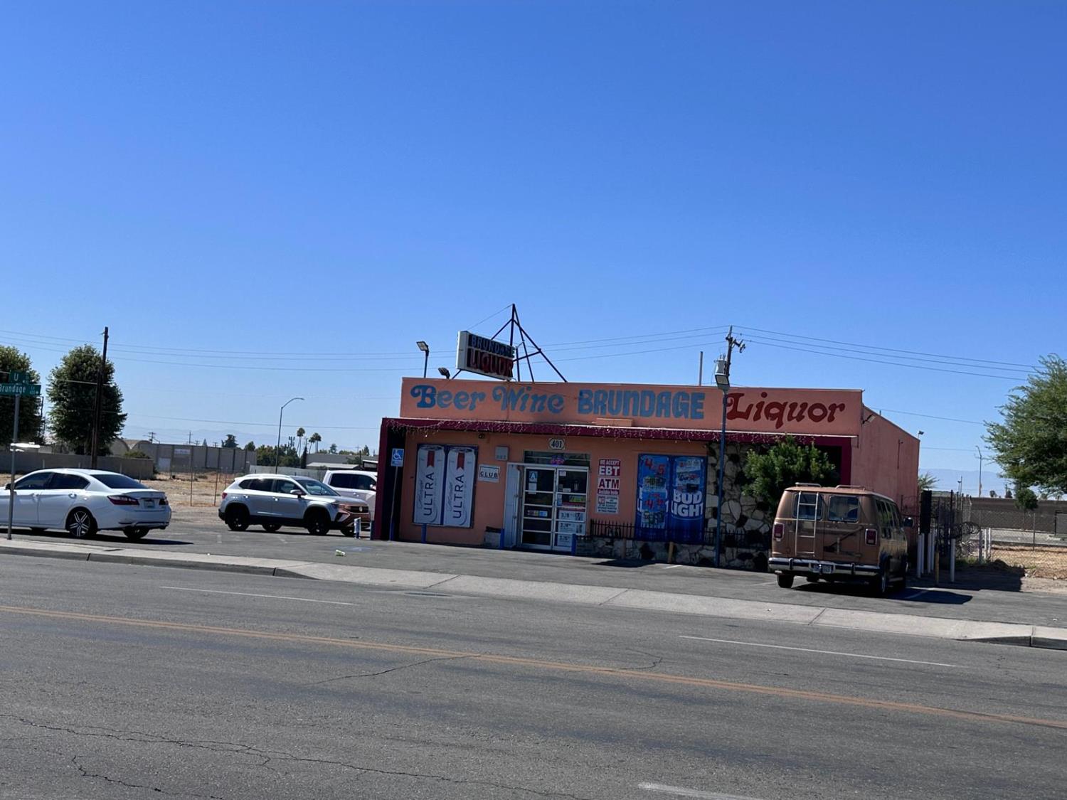 401 Brundage Lane, Bakersfield, CA 93304