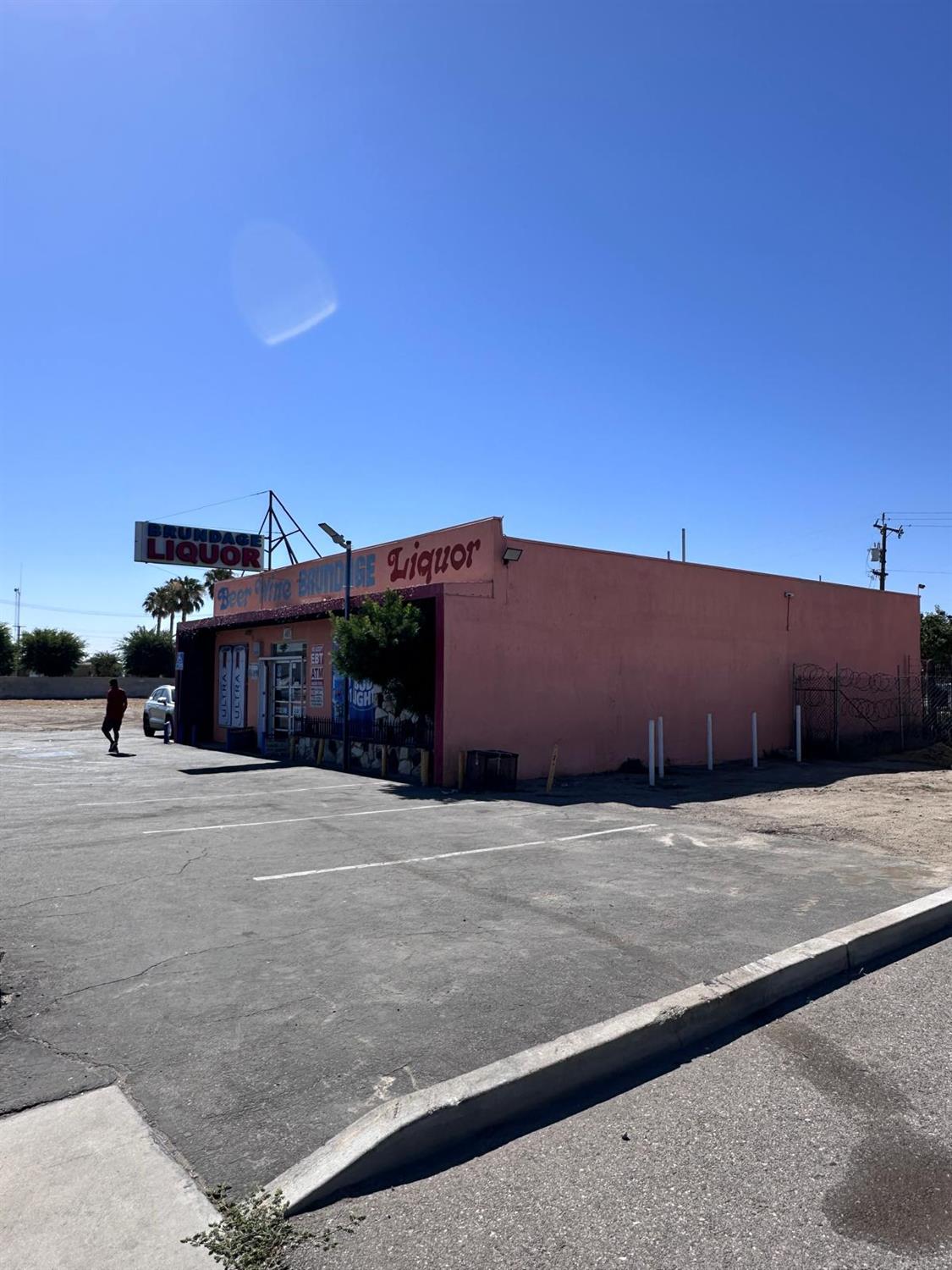 401 Brundage Lane, Bakersfield, CA 93304