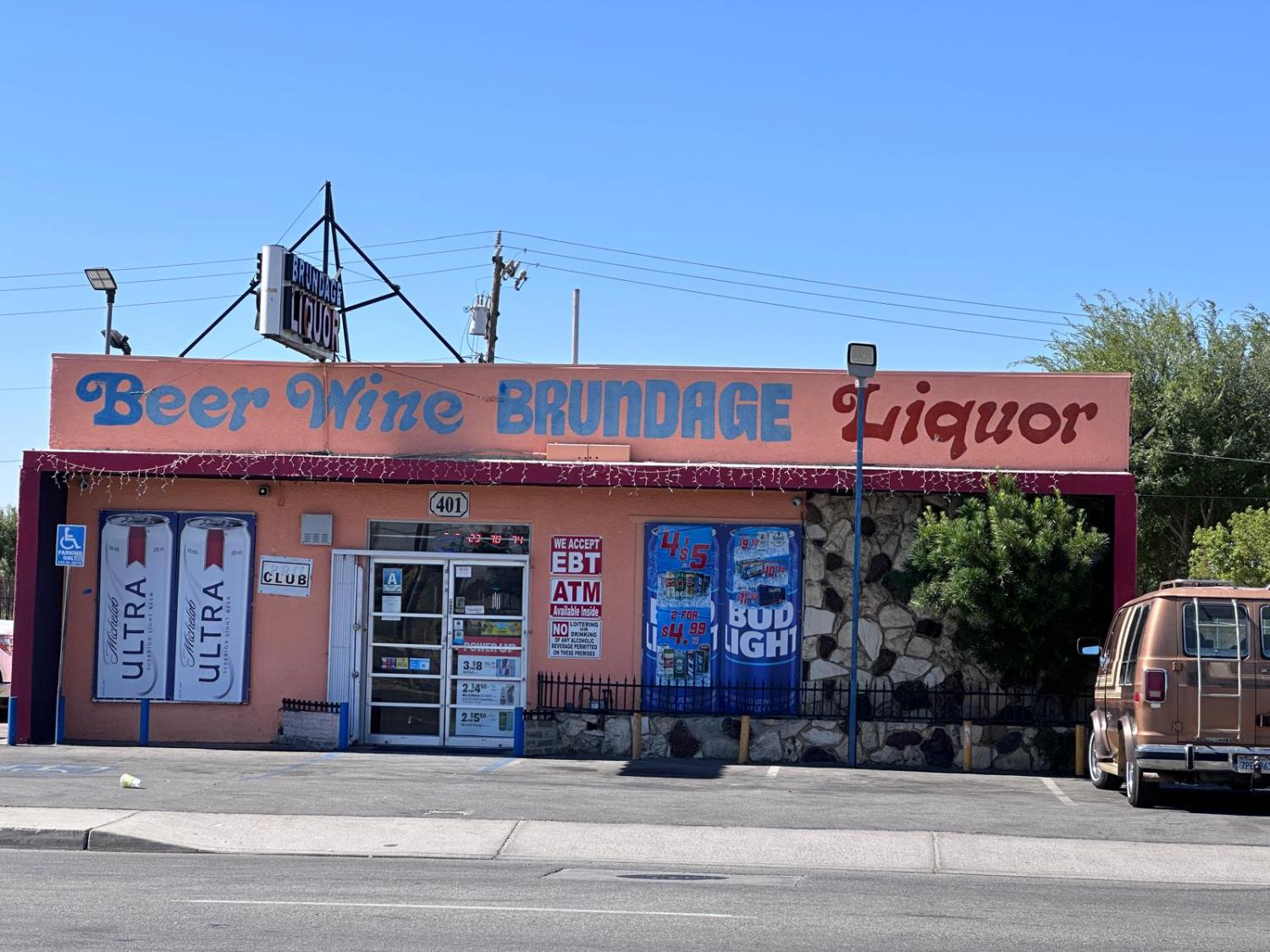 401 Brundage Lane, Bakersfield, CA 93304