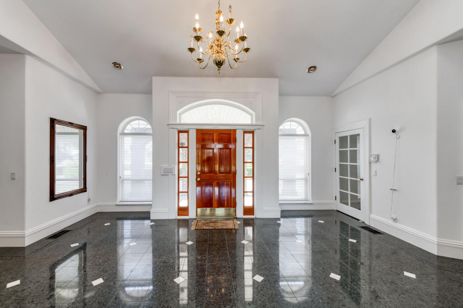 4715 E Copper Ave, Clovis, CA 93619