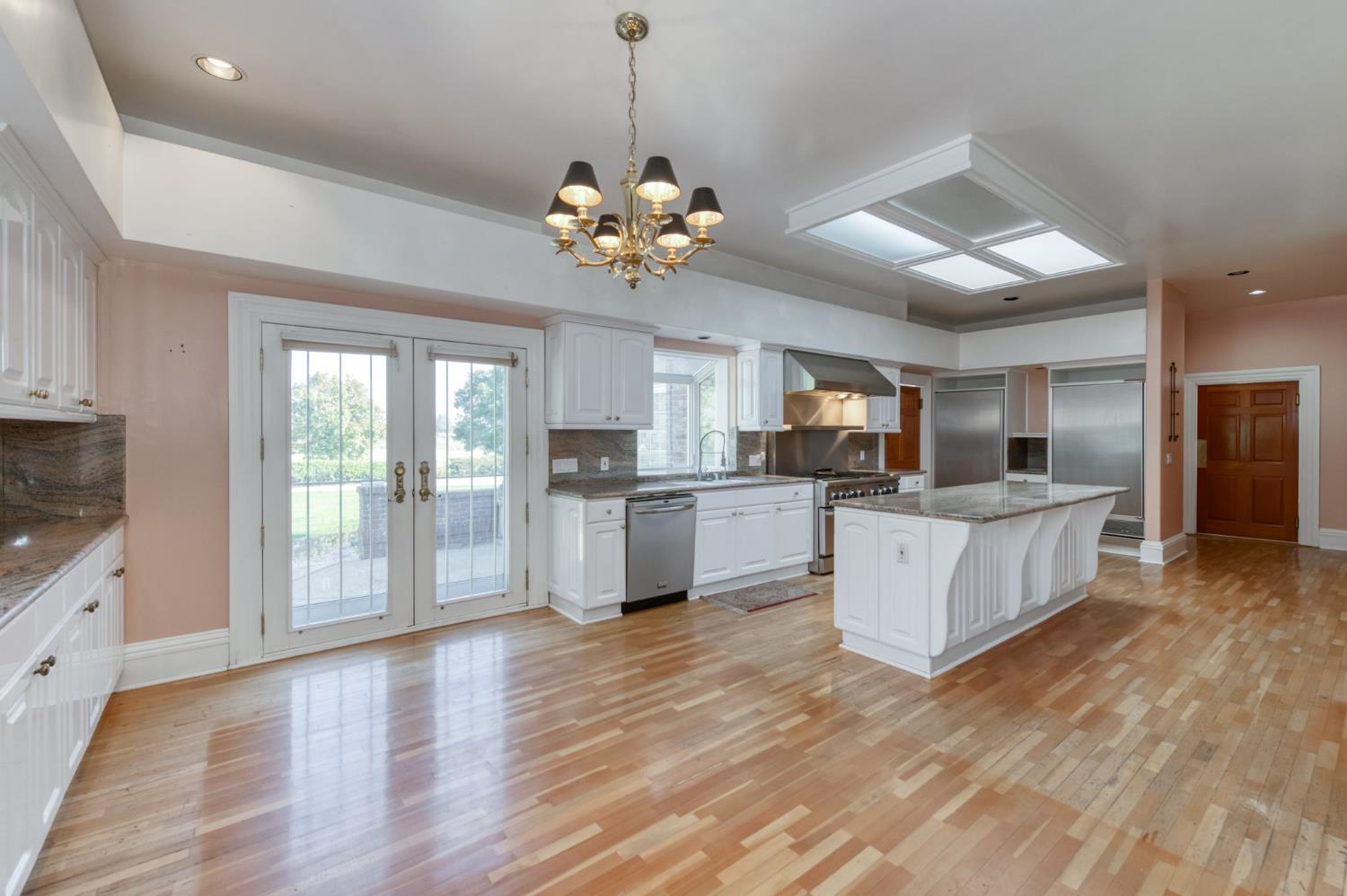 4715 E Copper Ave, Clovis, CA 93619