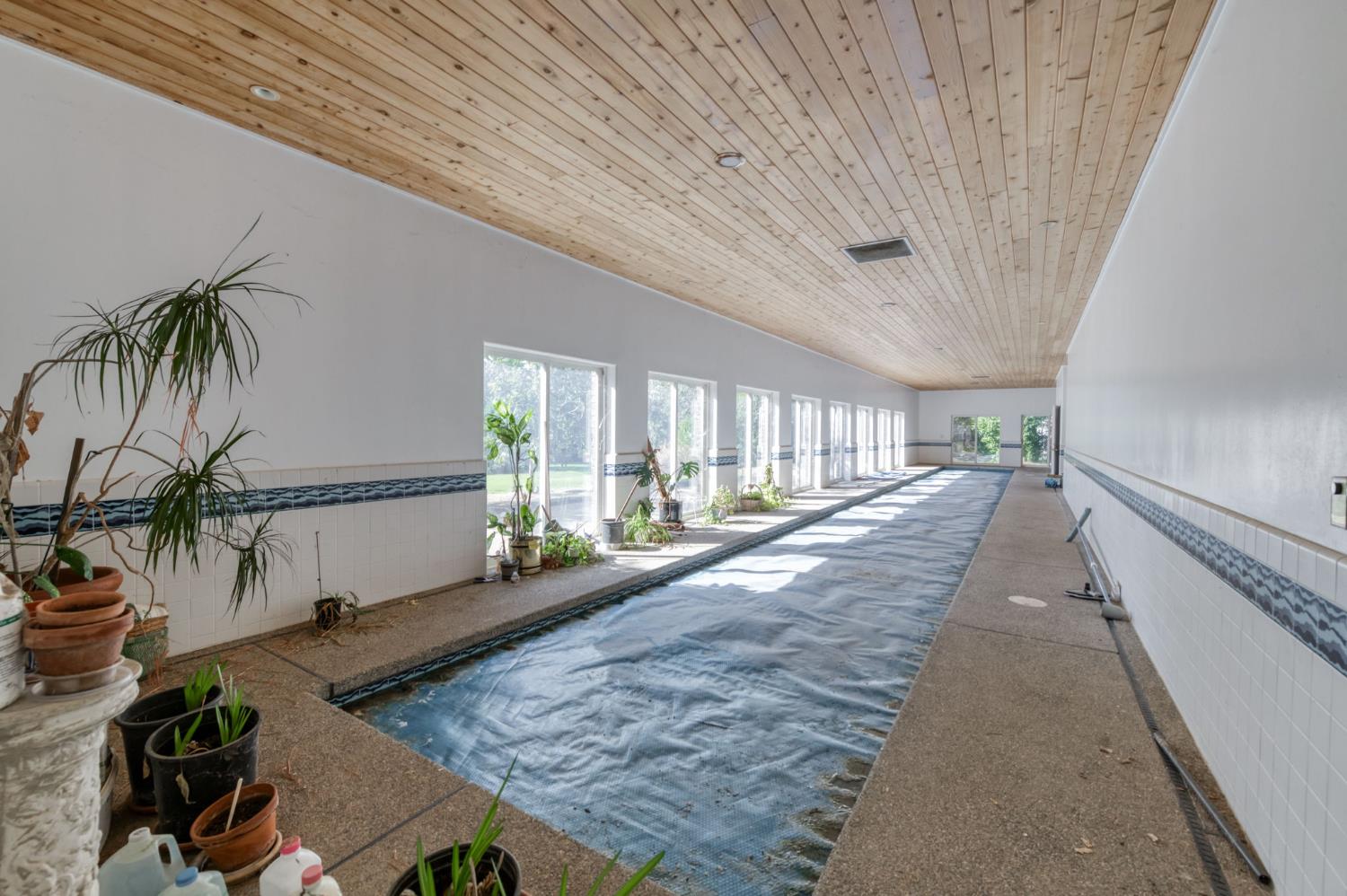 4715 E Copper Ave, Clovis, CA 93619