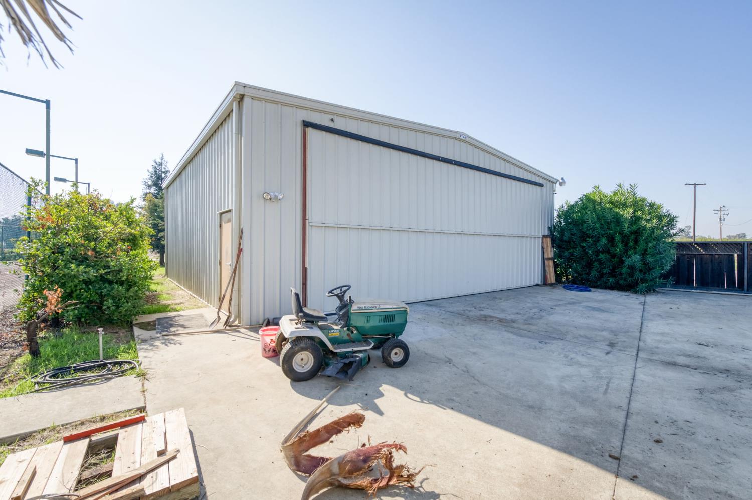 4715 E Copper Ave, Clovis, CA 93619