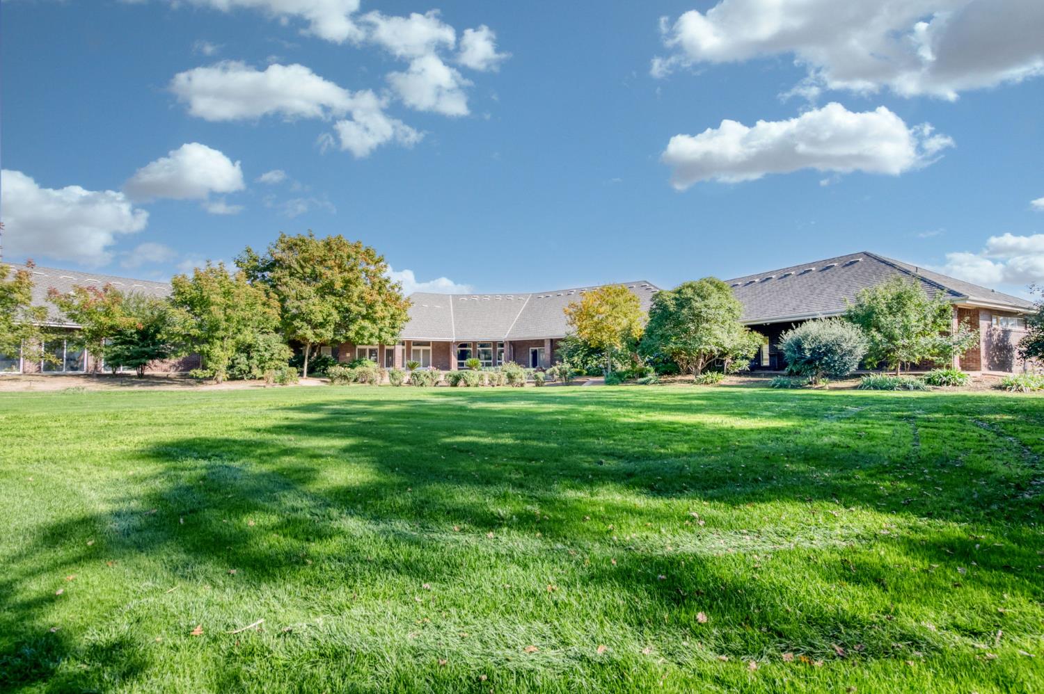 4715 E Copper Ave, Clovis, CA 93619