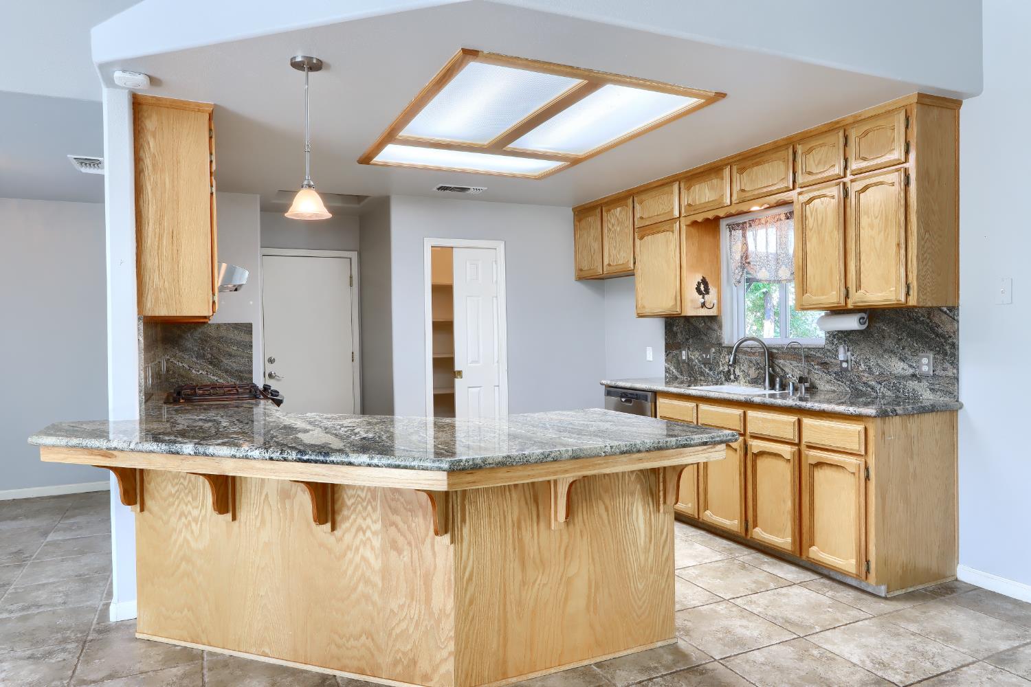 35777 Road 606, Raymond, CA 93653