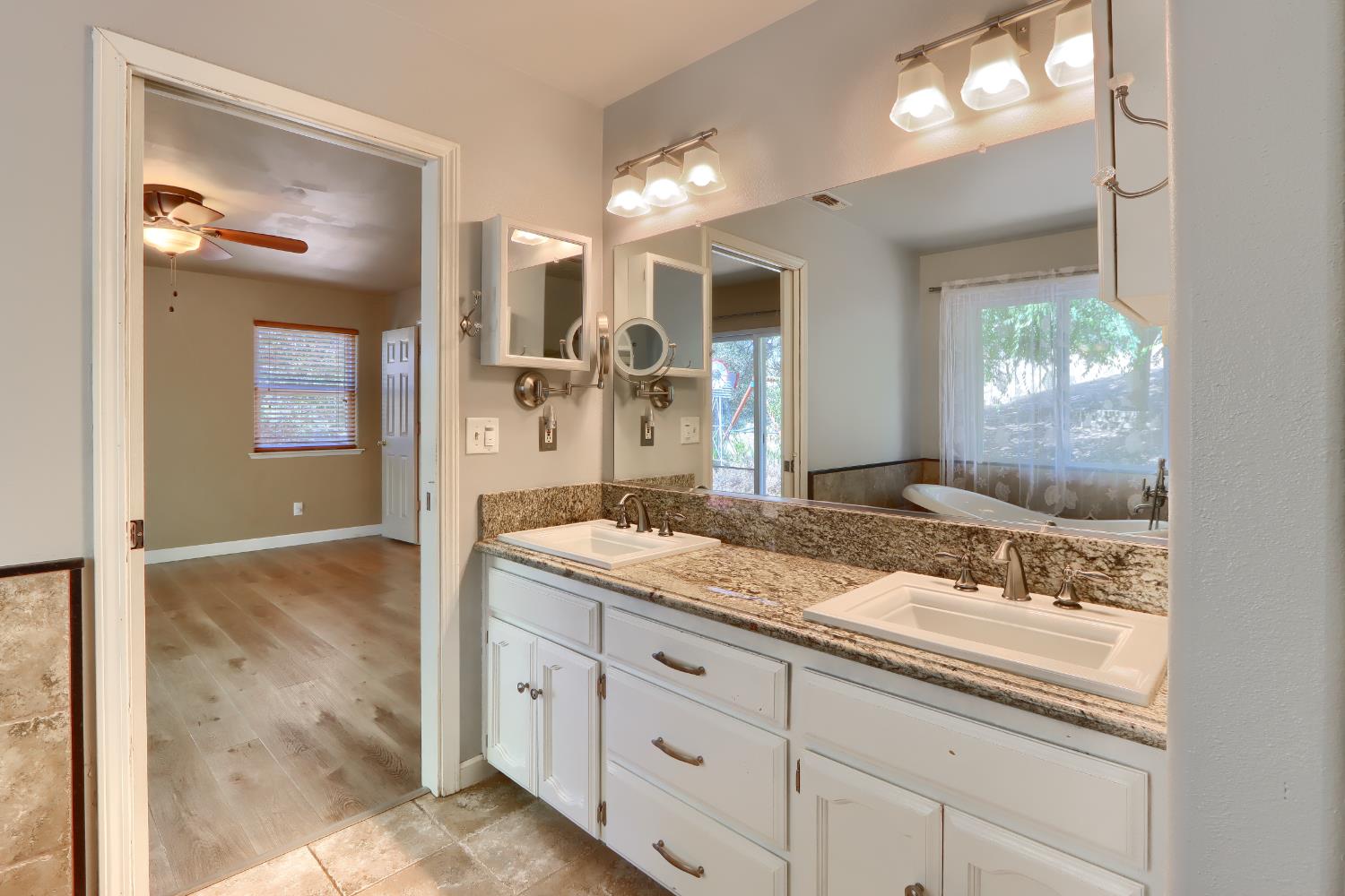 35777 Road 606, Raymond, CA 93653