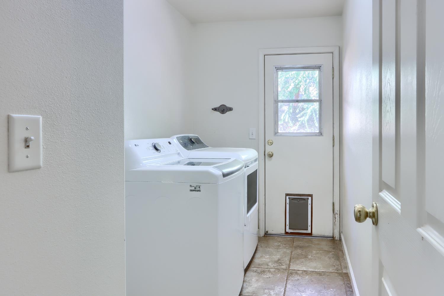 35777 Road 606, Raymond, CA 93653