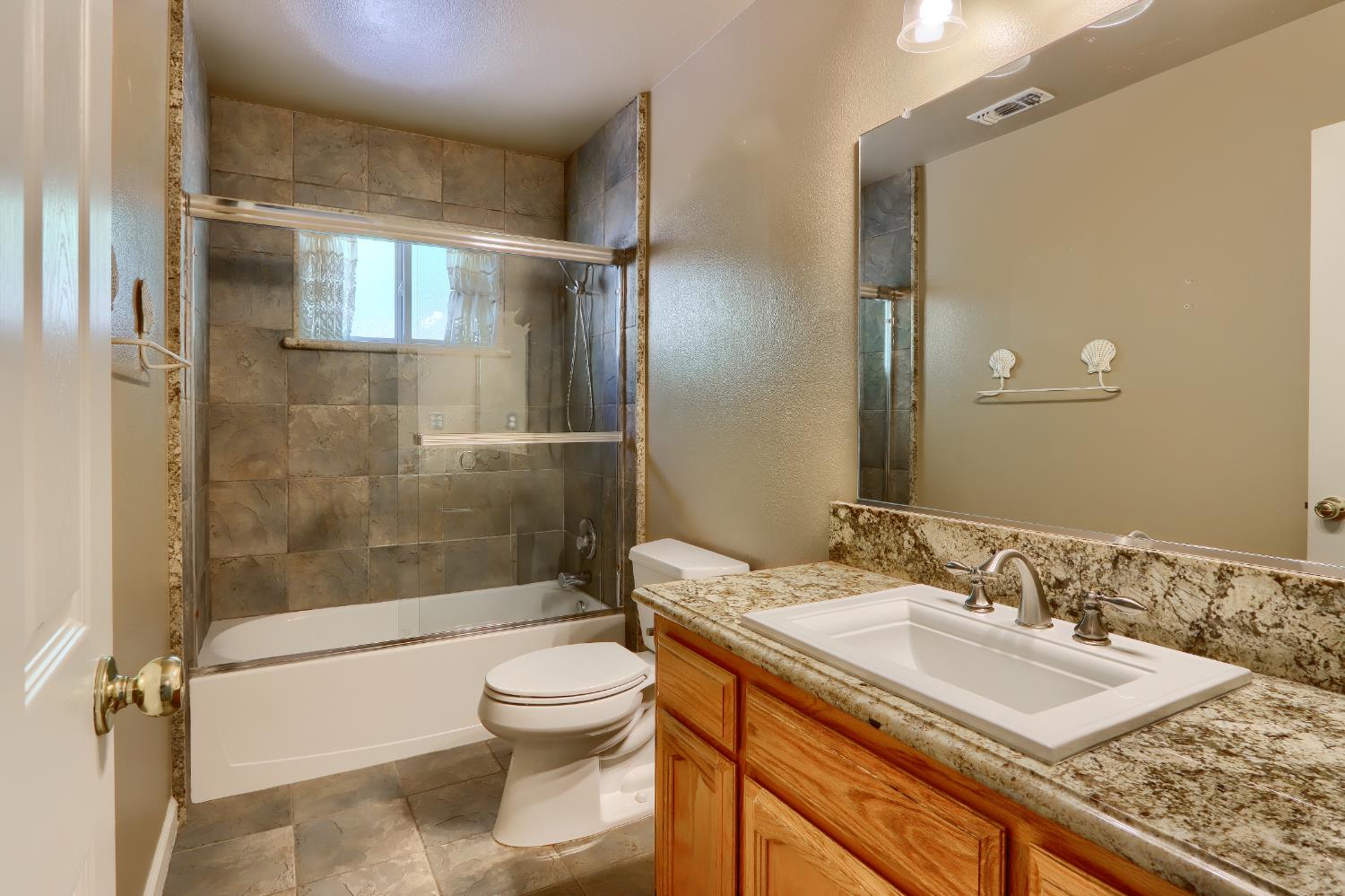 35777 Road 606, Raymond, CA 93653