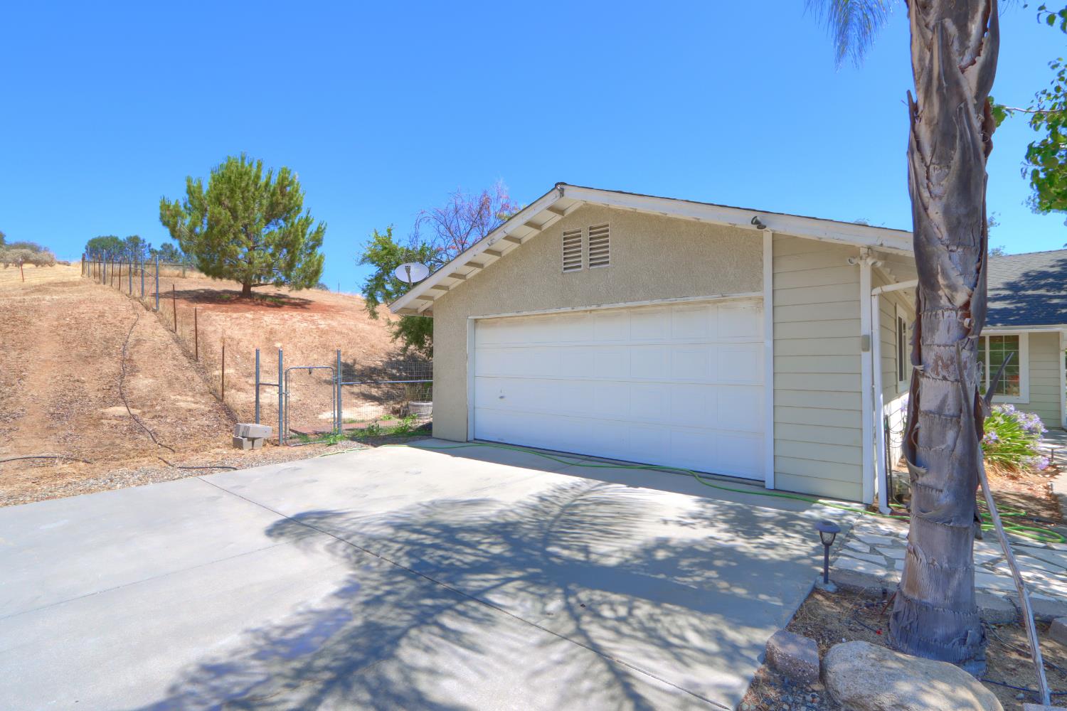 35777 Road 606, Raymond, CA 93653