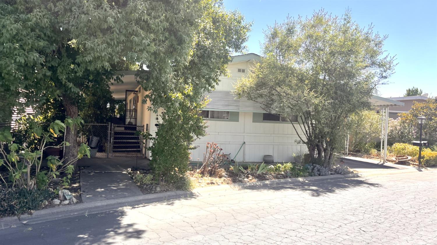 371 Bethel Ave #55, Sanger, CA 93657